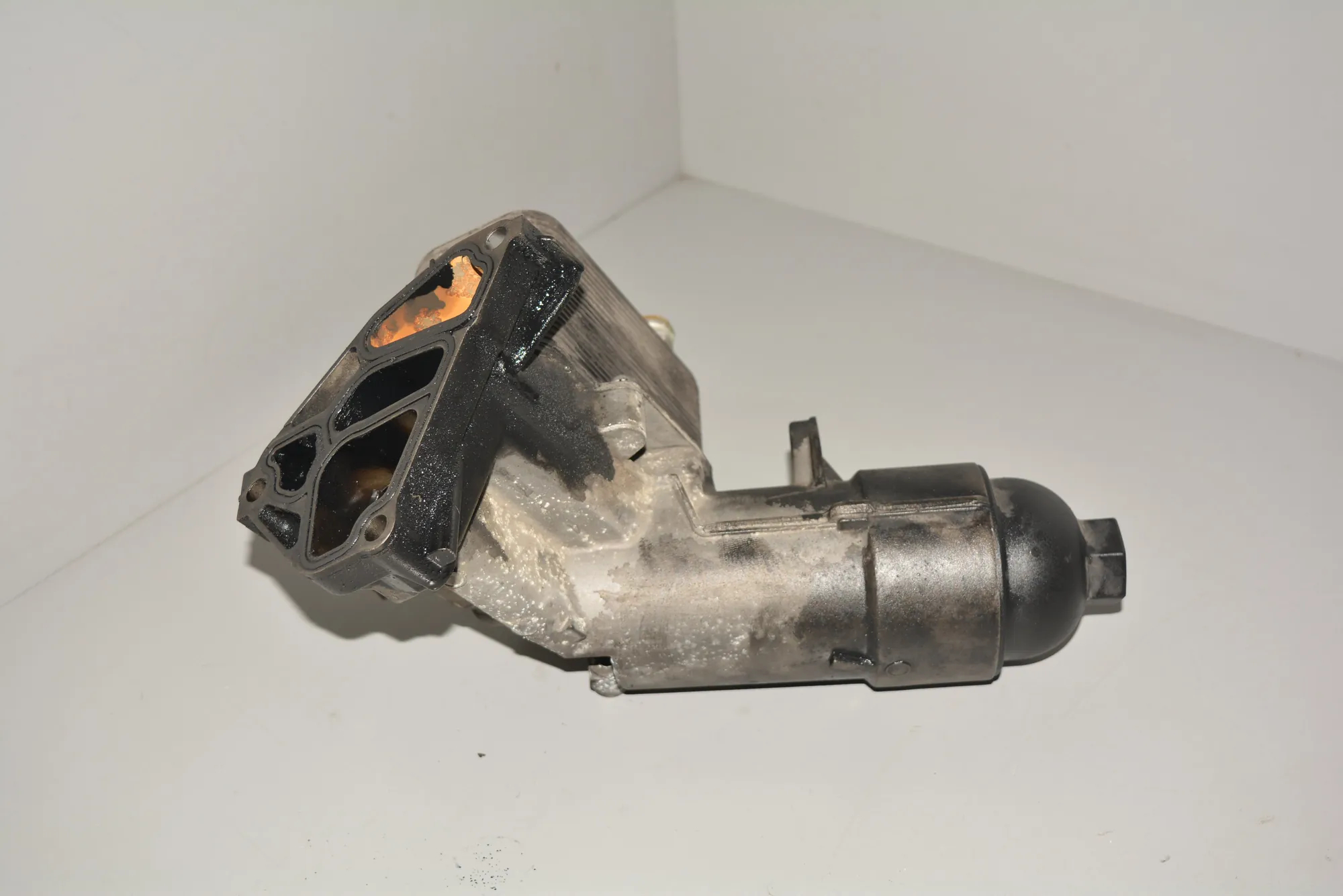 Oil Cooler – OEM 7788453 · BMW 5 (E60) 525 d 2004 – 2