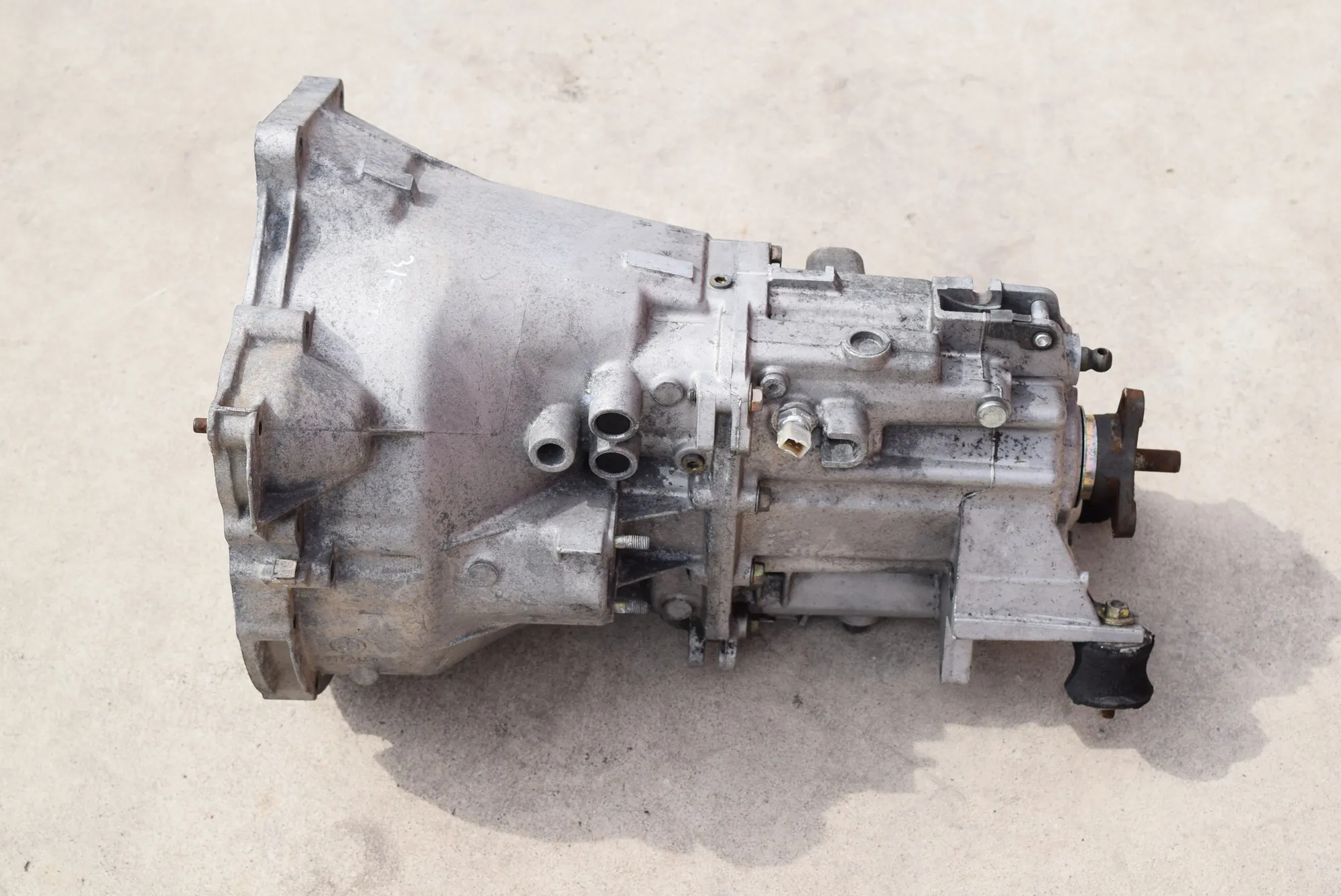 Gearbox – OEM S5D250G2300143448222100122 · BMW 3 Touring (E36) BMW 3 Touring (E36) 318 tds 1996 – 2