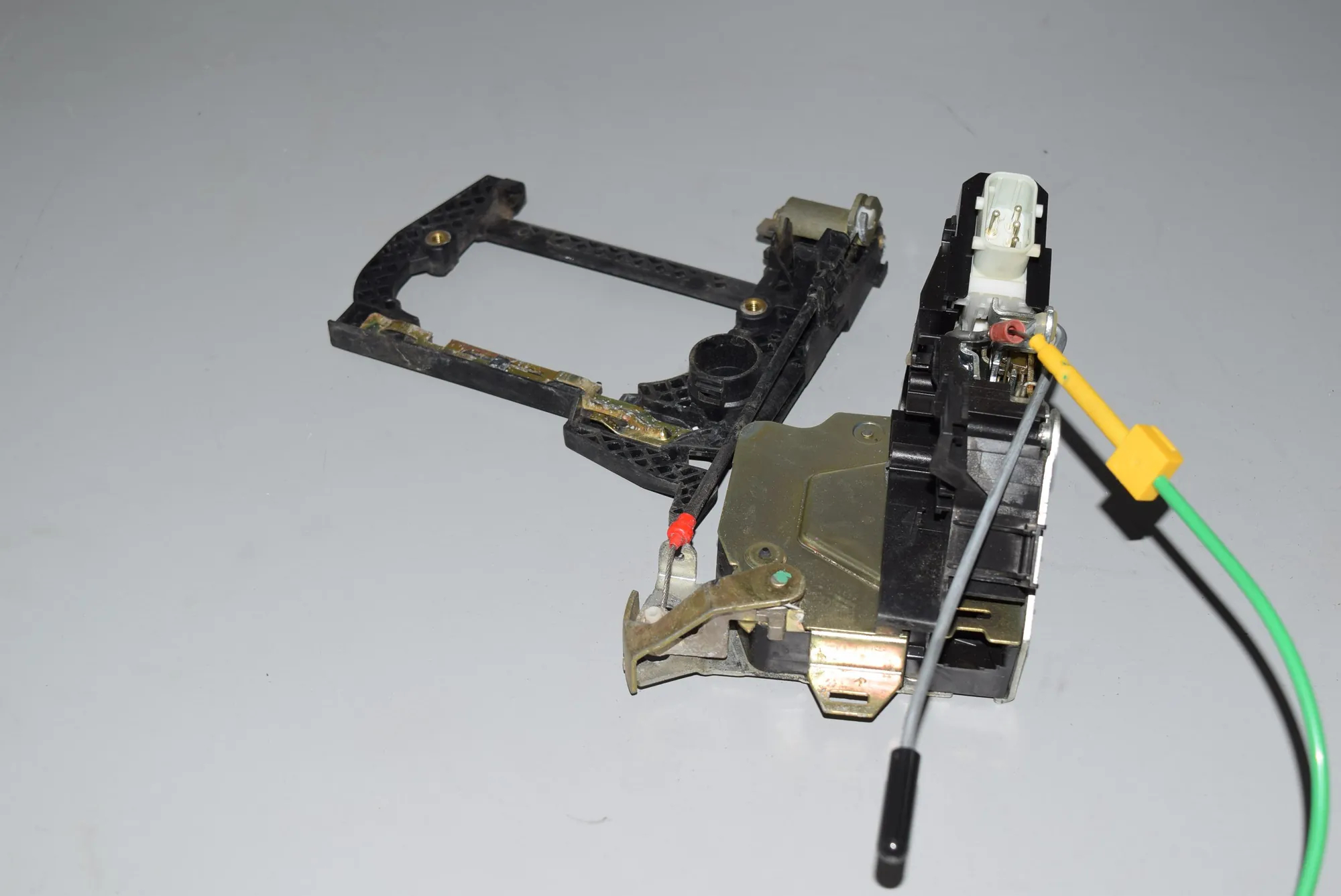 Front Right Door Lock · BMW 5 Touring (E39) 530 d 1999 – 3