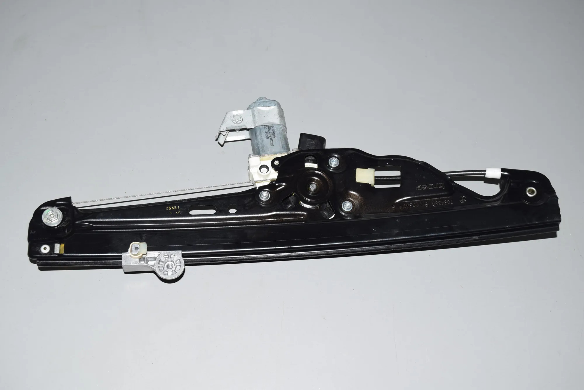 Rear Right Door Window Regulator – OEM 7075674 · BMW 5 (E60) 530 i 2005 – 2
