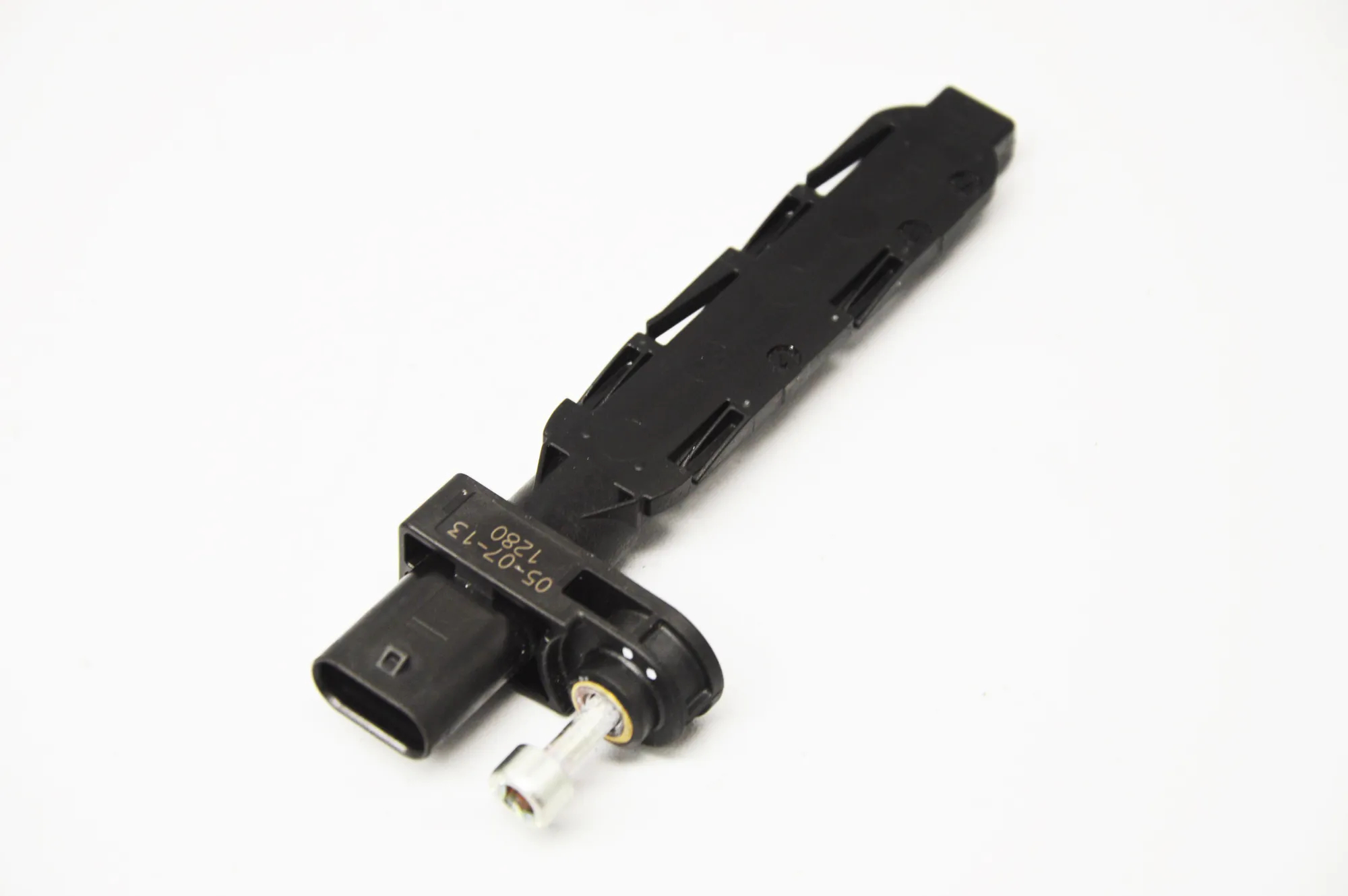 Camshaft Position Sensor – OEM 7805188 · BMW 3 (F30, F80) BMW 3 (F30, F80) 320 d 2013 – 4