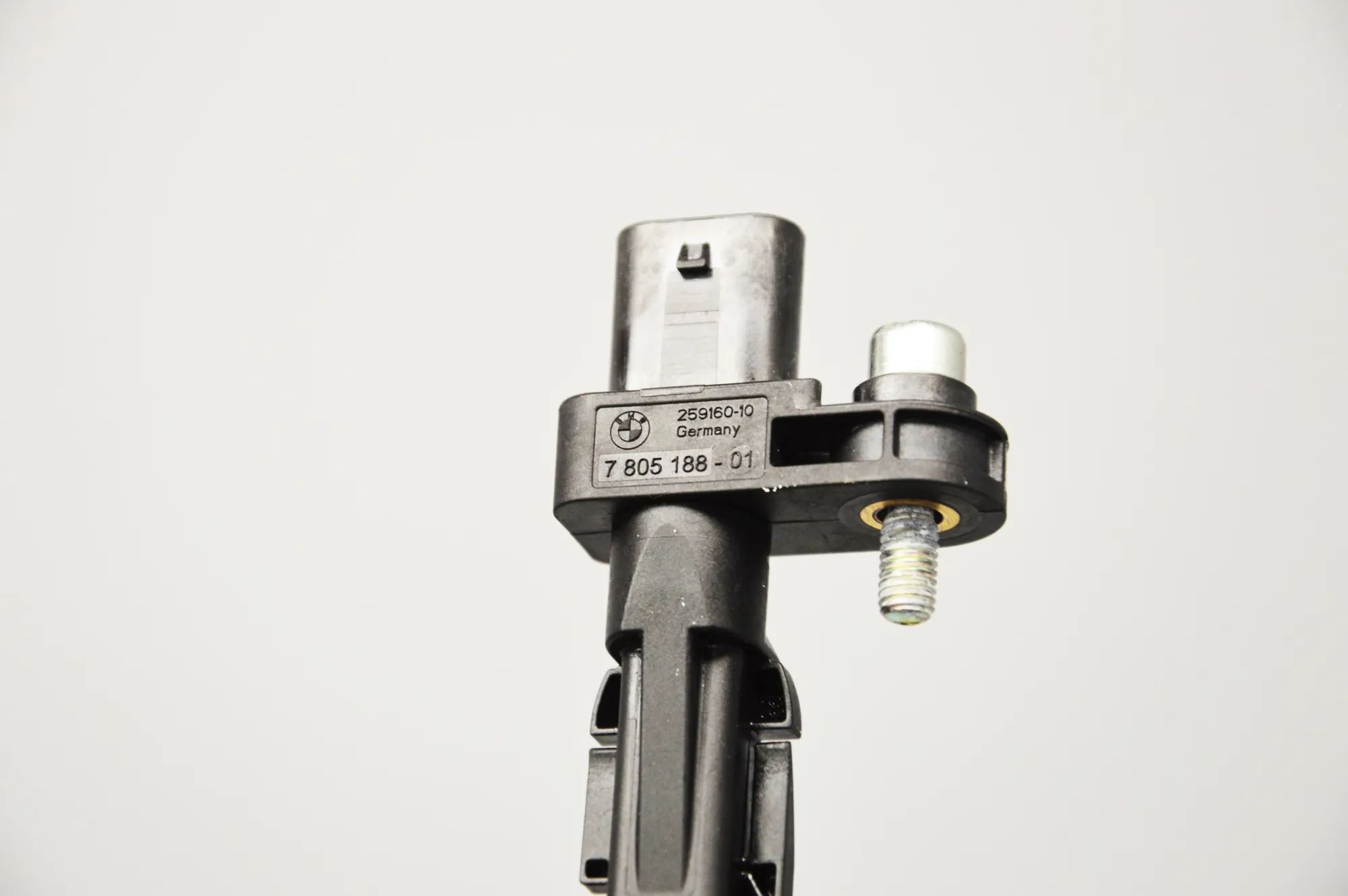 Camshaft Position Sensor – OEM 7805188 · BMW 3 (F30, F80) BMW 3 (F30, F80) 320 d 2013 – 6