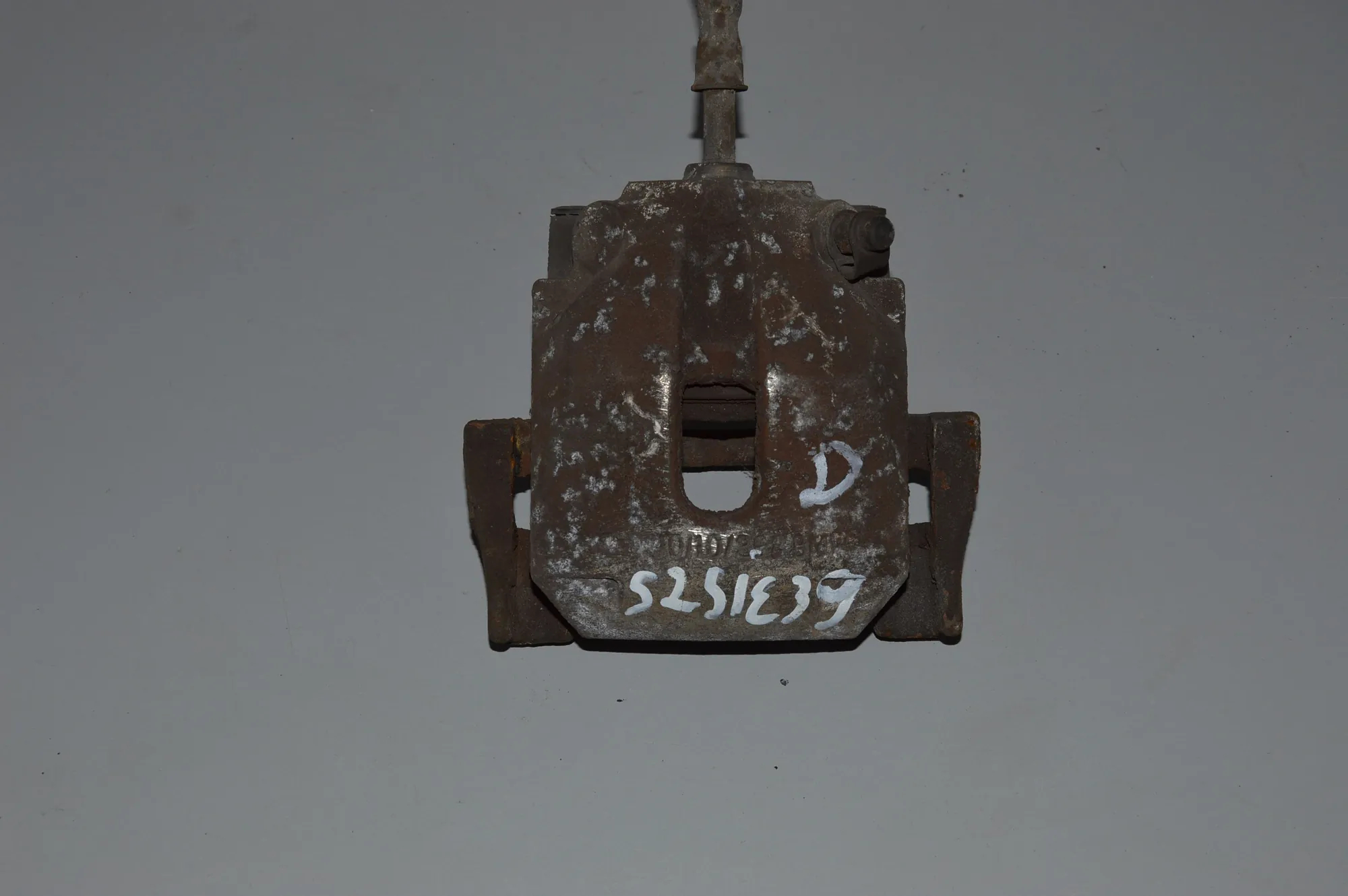 Rear Right Brake Caliper · BMW 5 (E39) 523 i 1998 – 3
