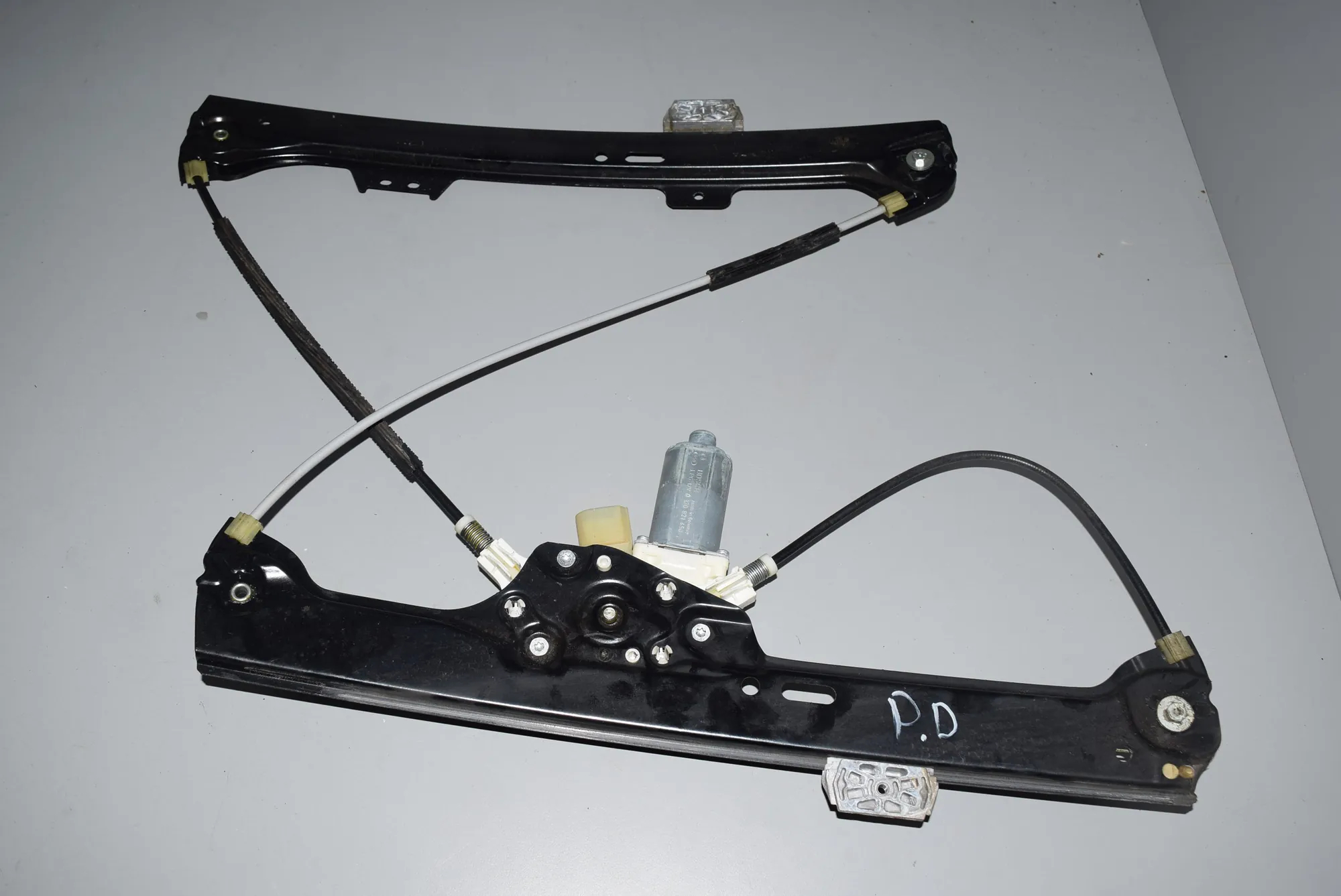 Front Right Door Window Regulator – OEM 7184742 · BMW 5 (E60) 520 d 2008 – 2