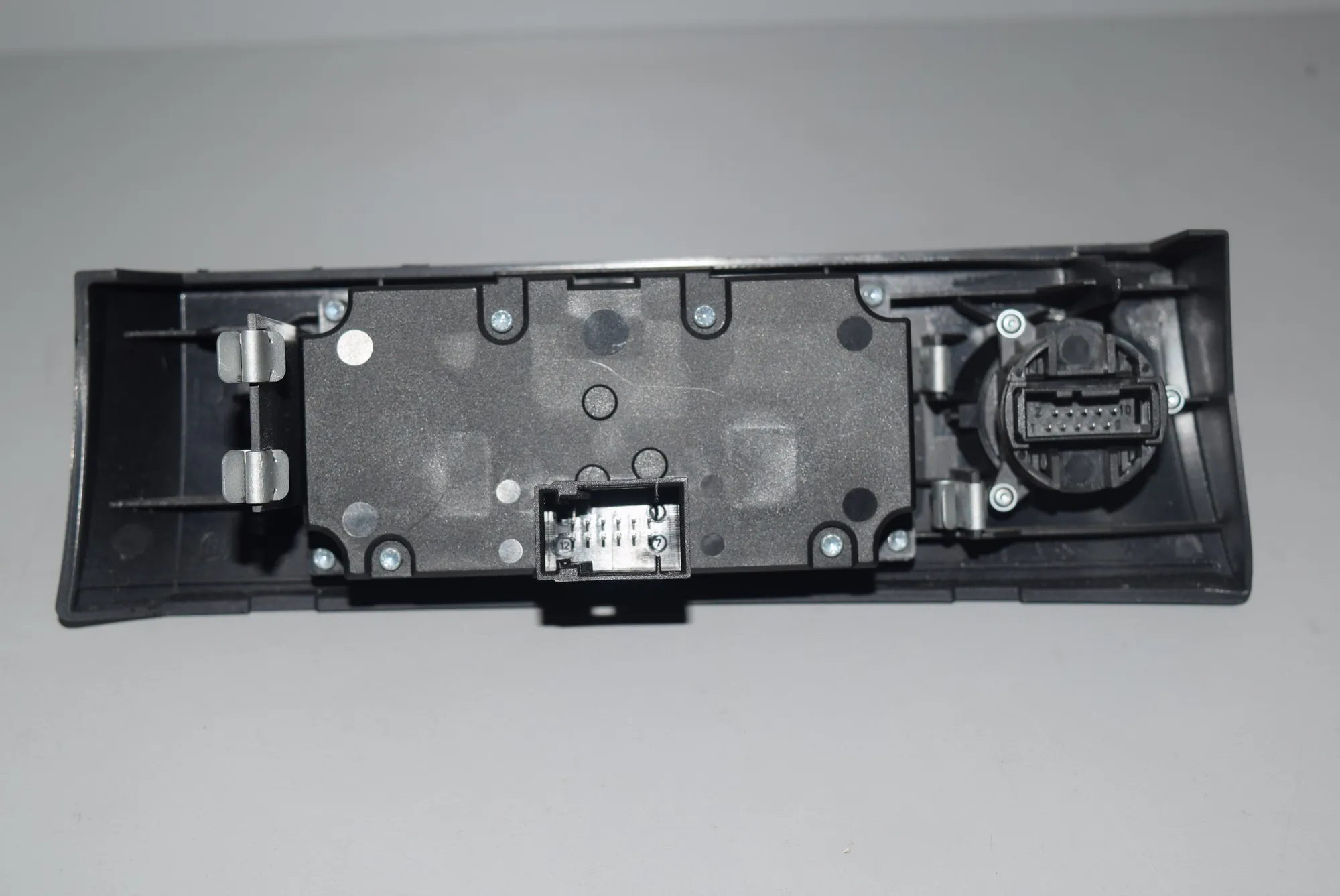 Headlight Switch Control Unit – OEM 6988555 · BMW 5 (E60) 520 d 2008 – 2