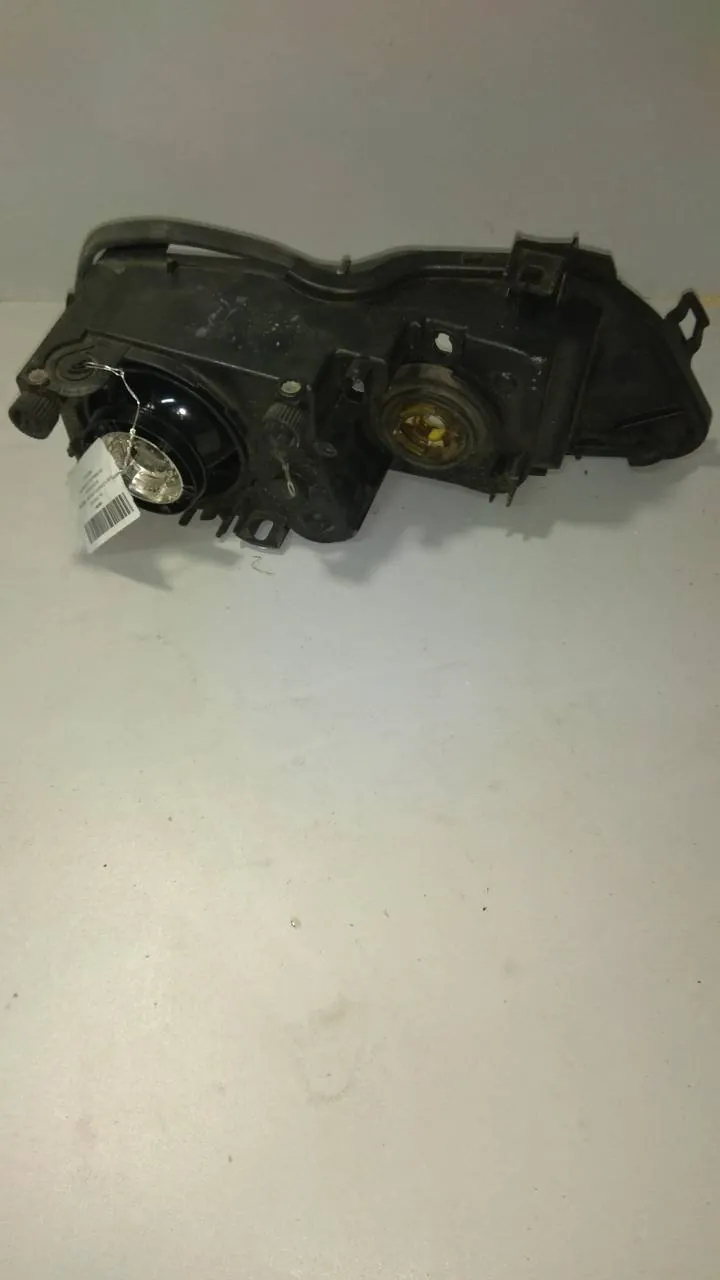 Front Left Headlight · BMW 5 Touring (E39) 530 d 2000 – 3