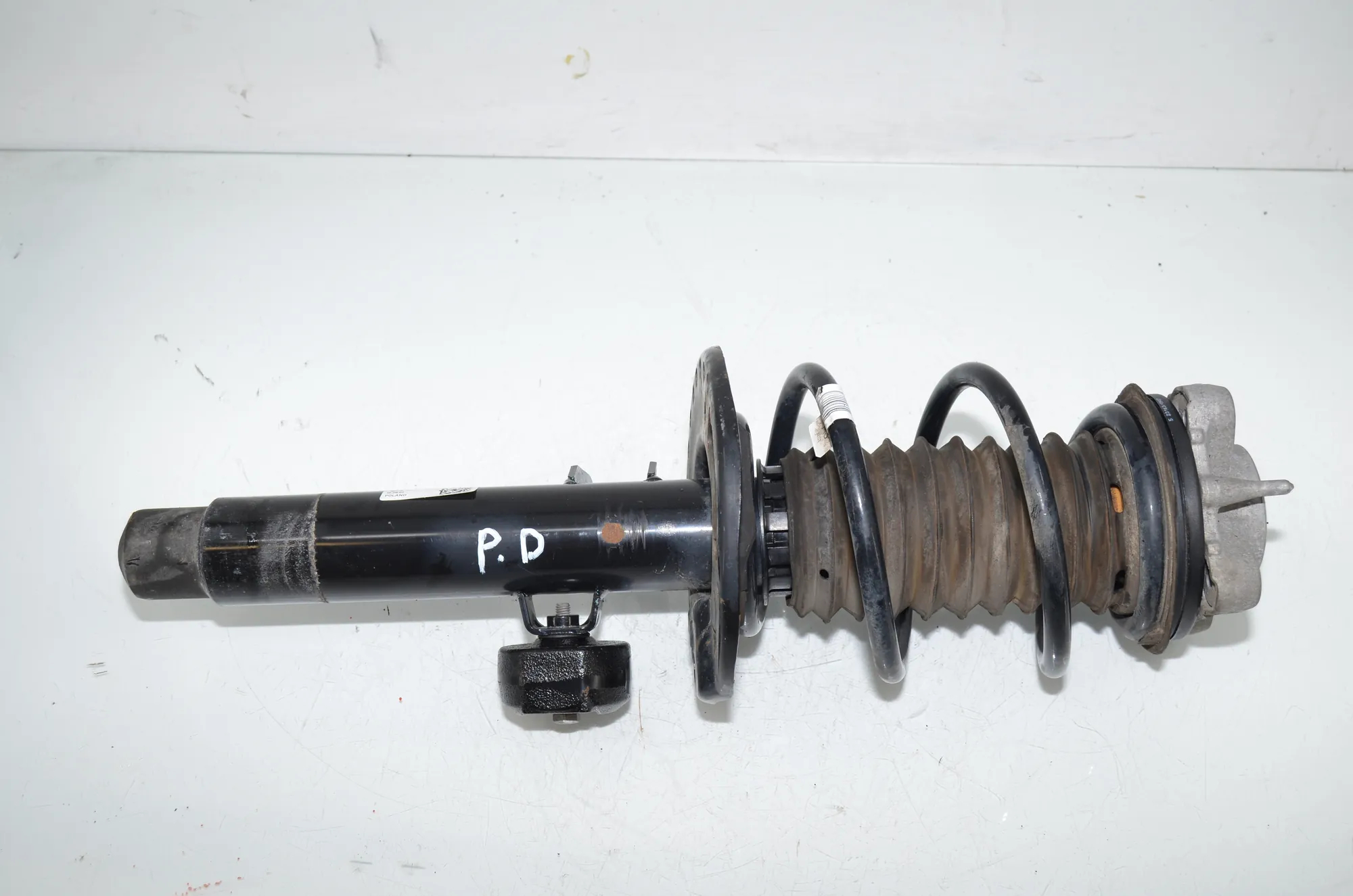 Front Right Shock Absorber – OEM 6888488 · BMW 3 Touring (G21) (2019 - -) 320 i 2023