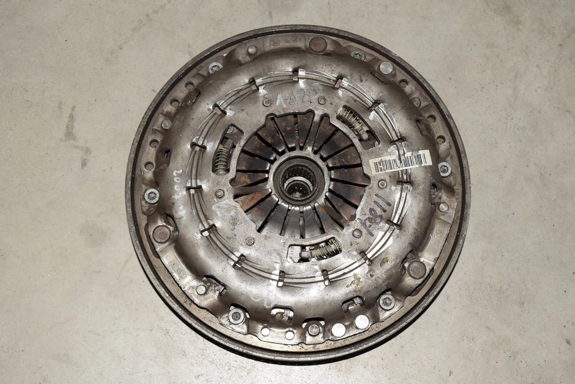 Clutch Kit – OEM 757747902 · BMW 1 (E87) BMW 1 (E87) 2007 – 2