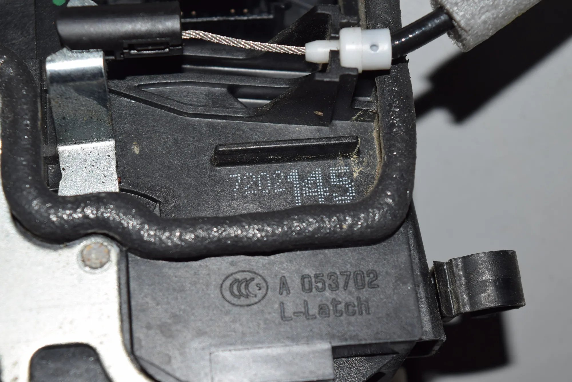 Front Left Door Lock – OEM 7202145 · BMW X5 (E70) BMW X5 (E70) 2011 – 6