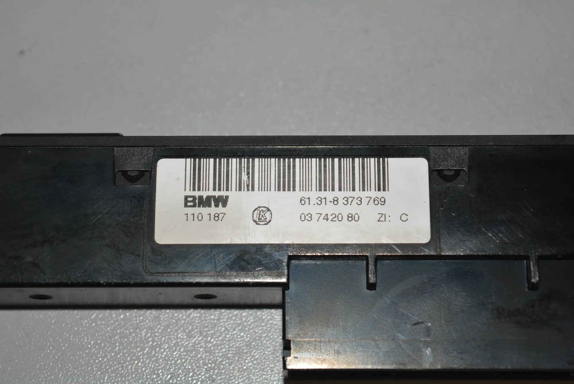 Button Switch Panel – OEM 8373769 · BMW 5 (E39) 535 i 2000 – 3