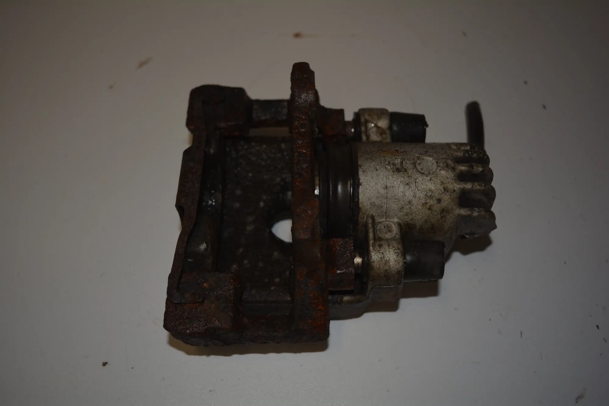 Rear Right Brake Caliper · BMW 5 Touring (E39) 530 d 1999