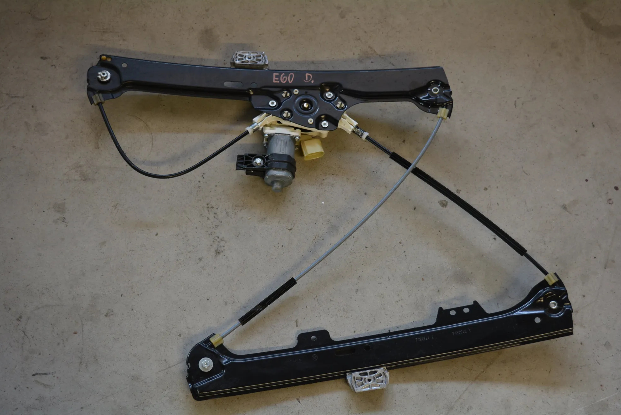 Front Right Door Window Regulator – OEM 71843847184742 · BMW 5 (E60) 525 d 2007 – 3