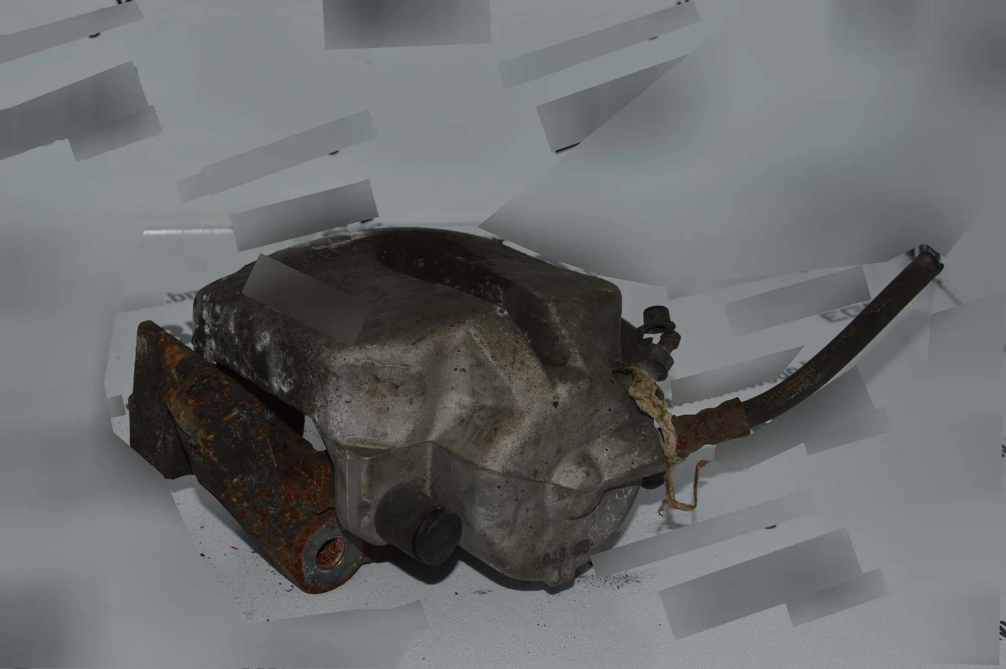 Front Left Brake Caliper · BMW 5 (E39) 530 d 2000 – 4