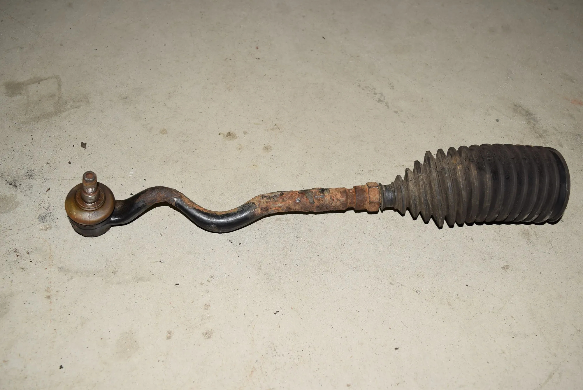 Right Side Steering Tie Rod · BMW 3 (E46) 320 d 2000