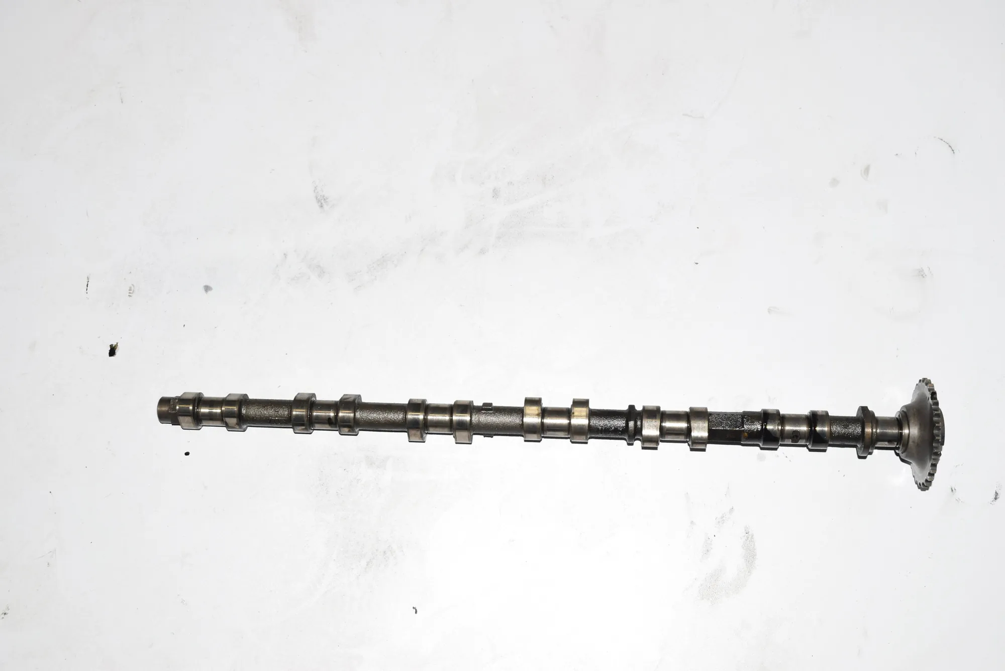 Intake Camshaft – OEM 2247052 · BMW 5 (E39) 2002