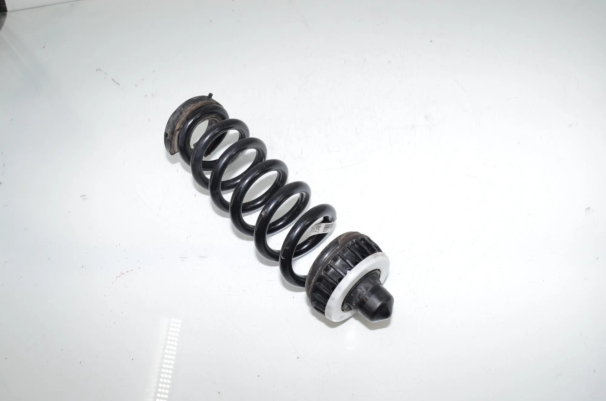 Rear Left Coil Spring – OEM 6889980 · BMW 3 Touring (G21) (2019 - -) 320 i 2023 – 2
