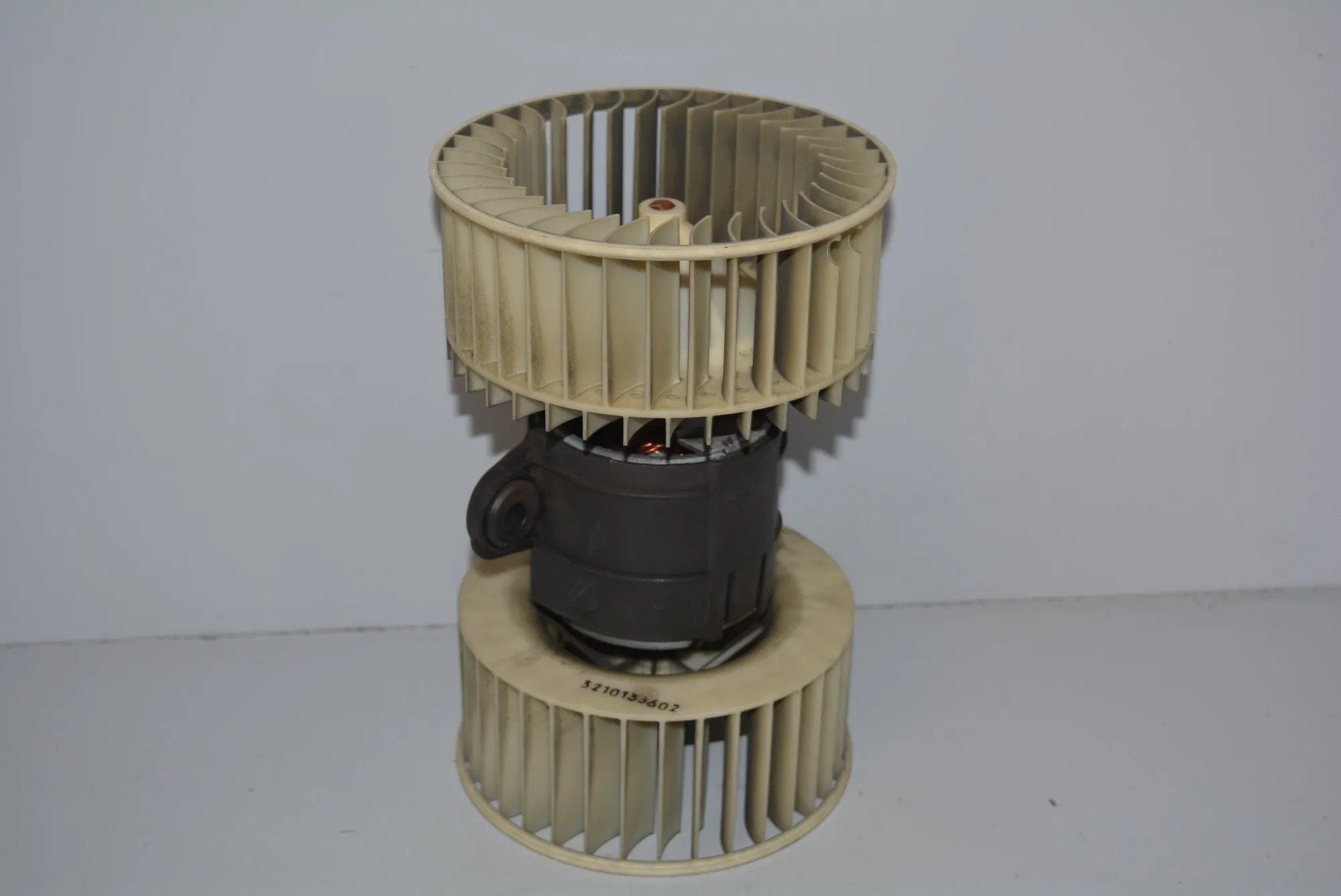 Heater Blower Fan – OEM 8385558 · BMW 5 (E39) 525 d 2001