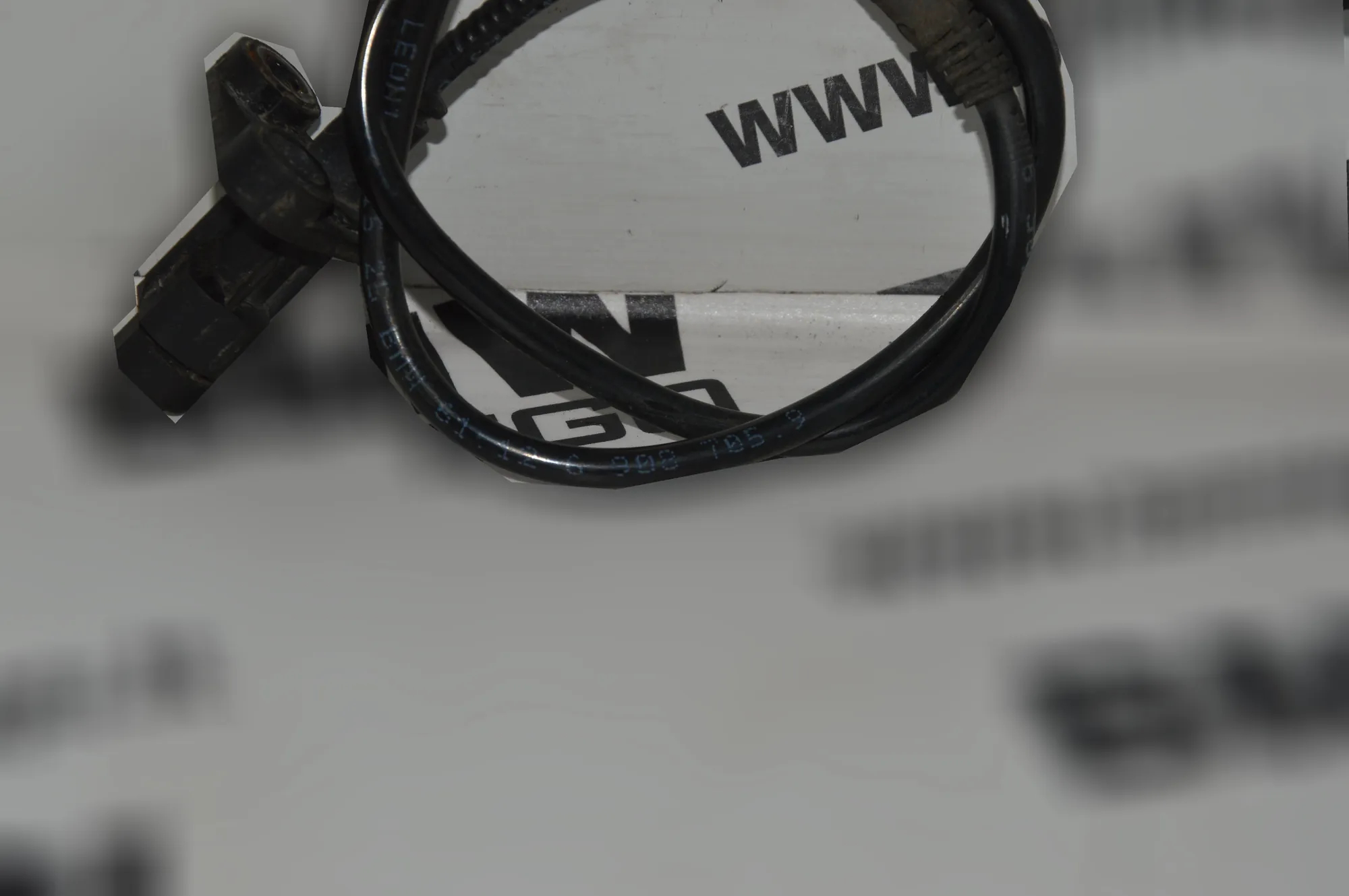 Front Left ABS Sensor – OEM 6908705 · BMW 5 (E39) 525 d 2001 – 2