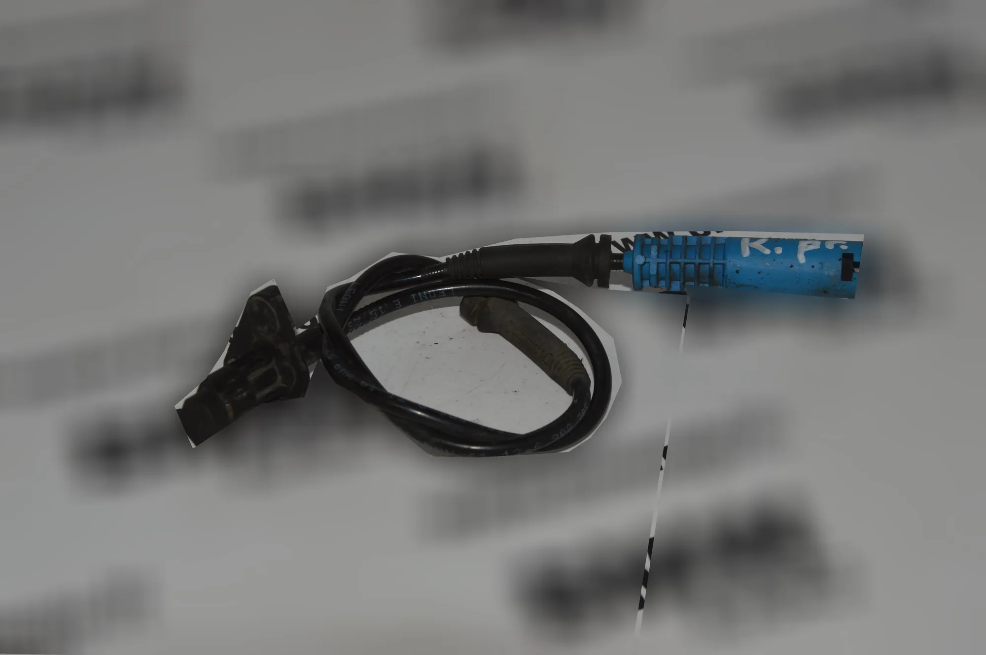 Front Left ABS Sensor – OEM 6908705 · BMW 5 (E39) 525 d 2001