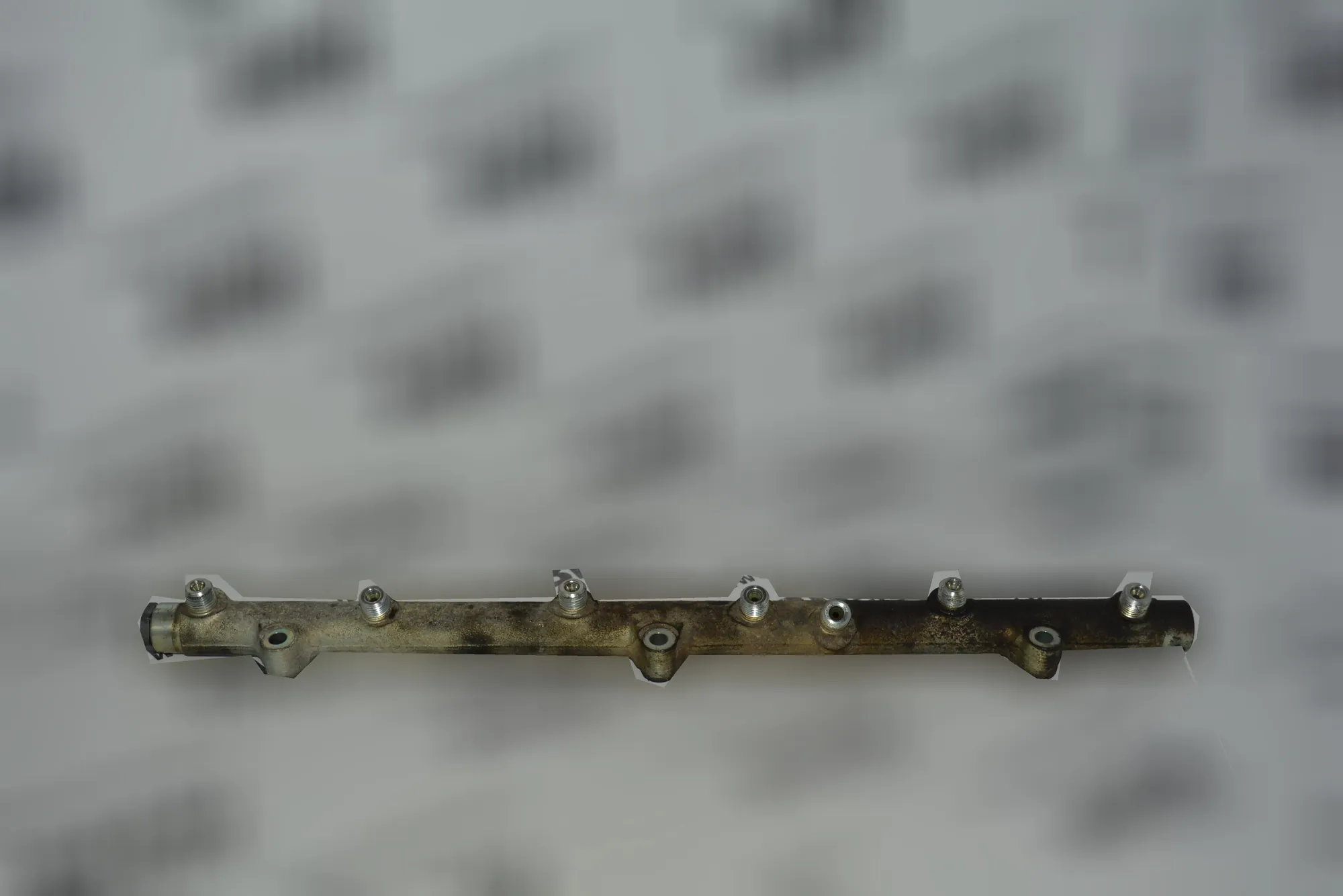 Fuel Rail – OEM BOSCH0445216002 · BMW 5 (E39) 525 d 2001