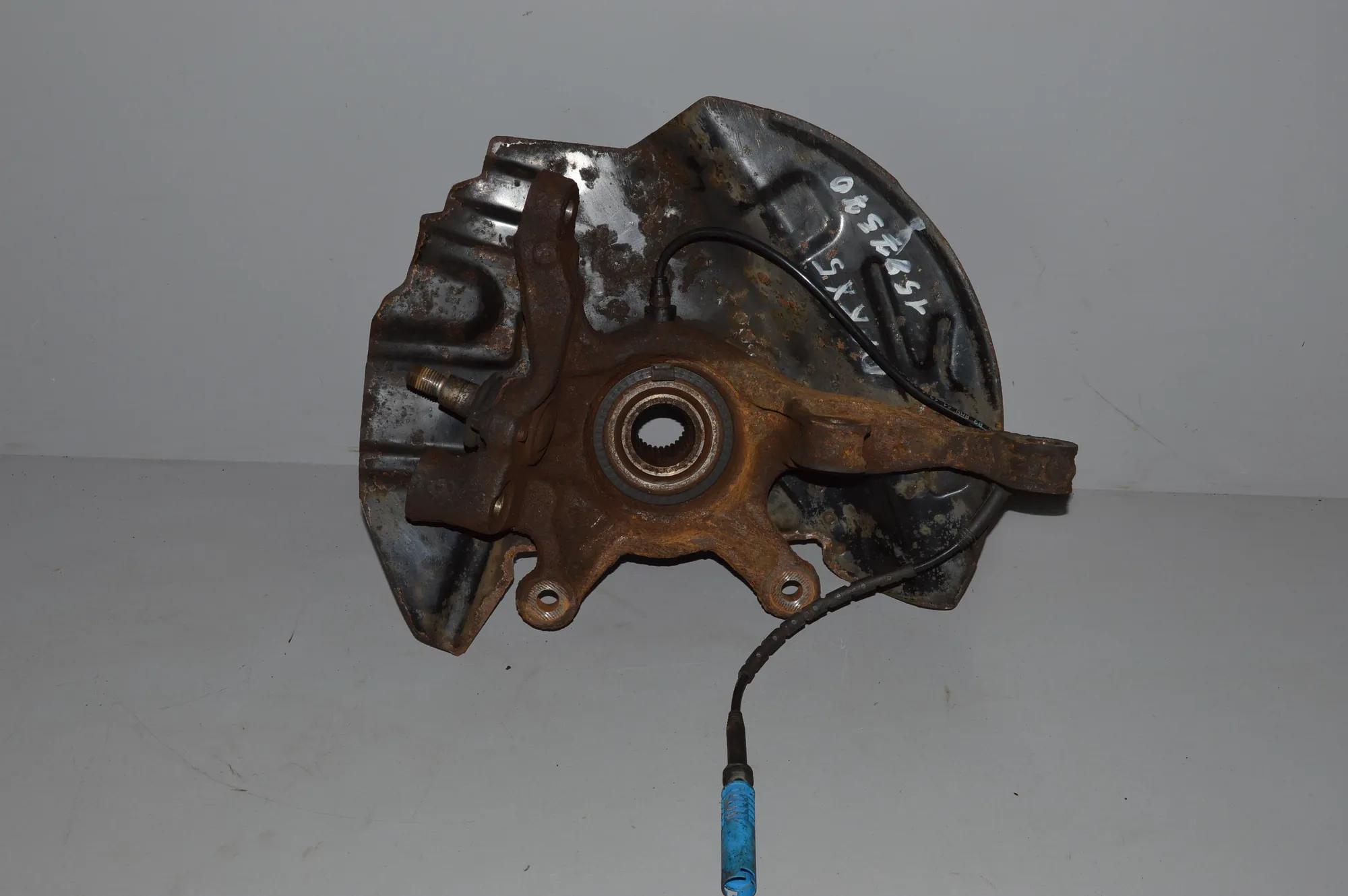 Front Right Wheel Hub · BMW X5 (E53) 3.0 i 2003