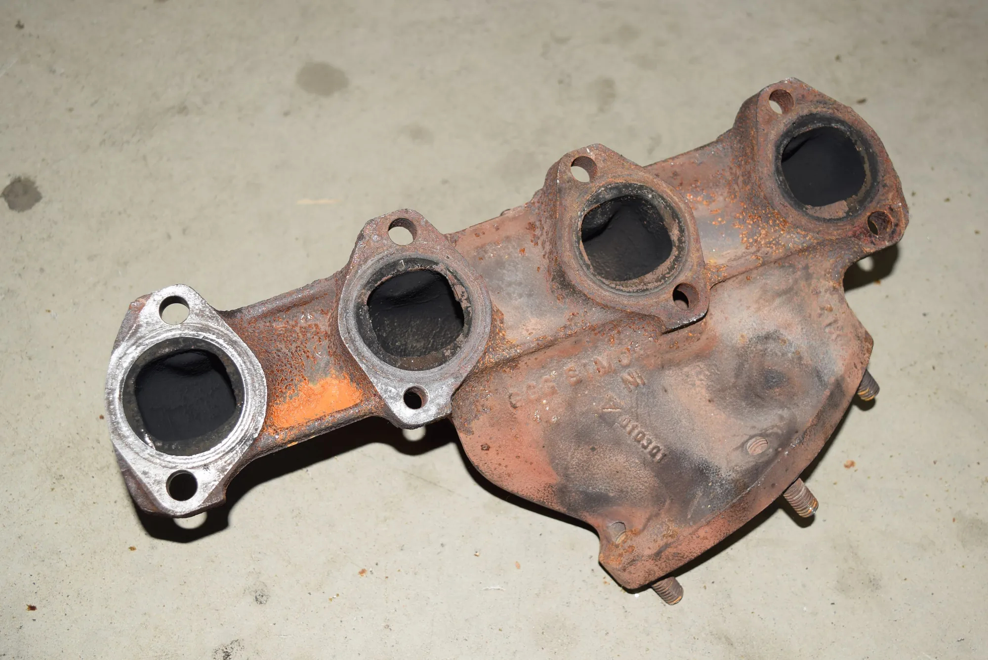 Exhaust Manifold – OEM 1732924 · BMW 3 (E46) BMW 3 (E46) 318 i 2000 – 3