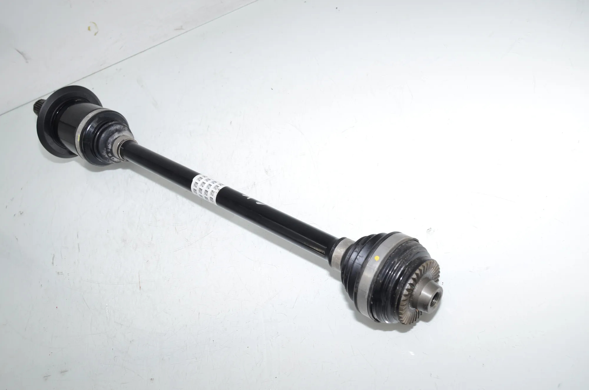 Rear Left Driveshaft – OEM 8482603 · BMW 3 Touring (G21) (2019 - -) 320 i 2023 – 3