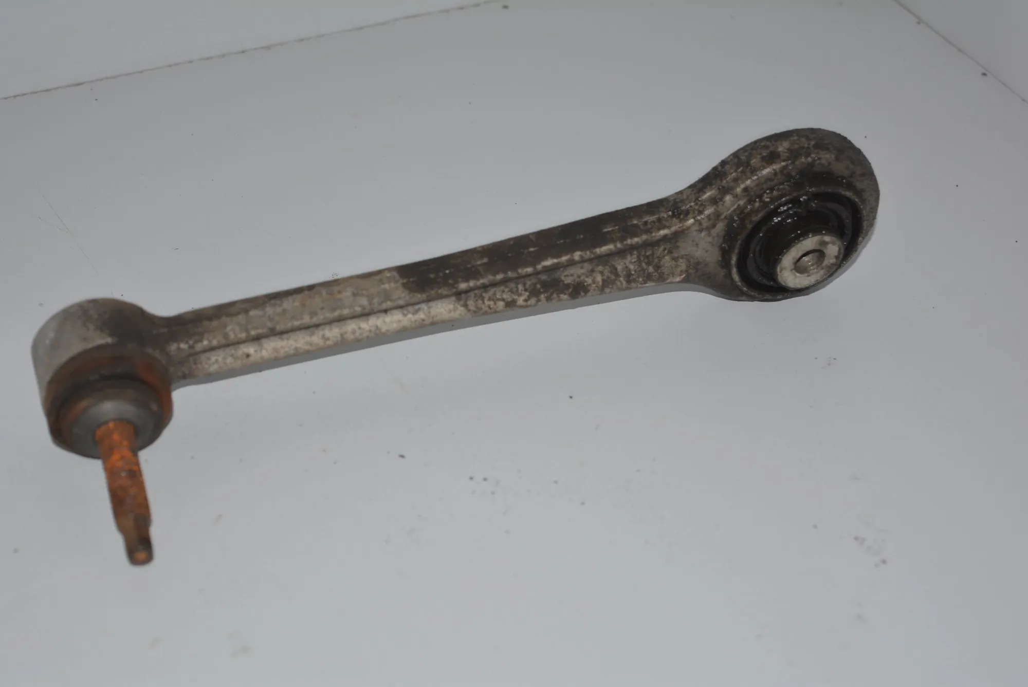 Rear Right Control Arm · BMW 7 (E65, E66, E67) BMW 7 (E65, E66, E67) 745 i, Li 2002 – 3