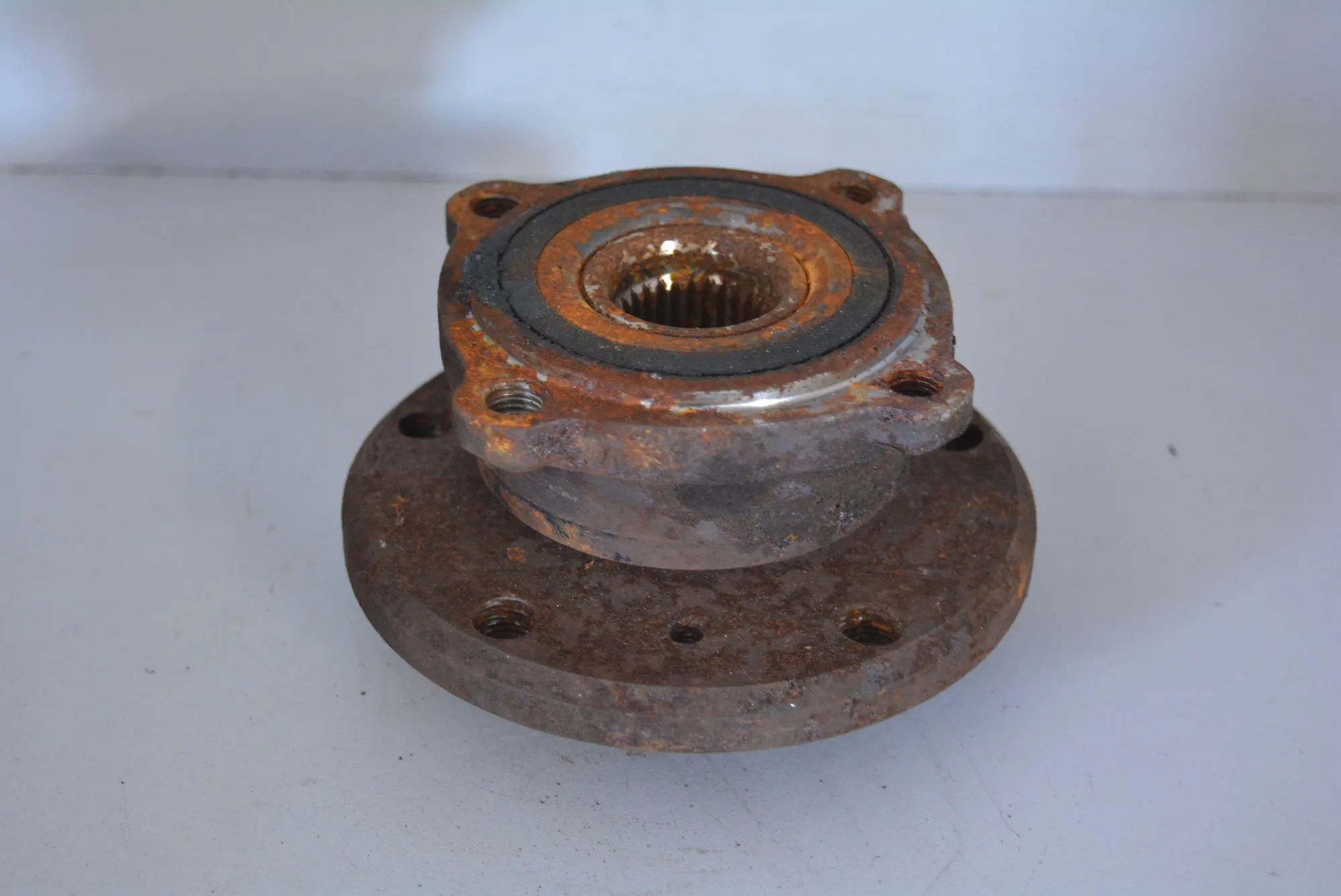 Rear Left Wheel Bearing · BMW 7 (E65, E66, E67) BMW 7 (E65, E66, E67) 745 i, Li 2002 – 3