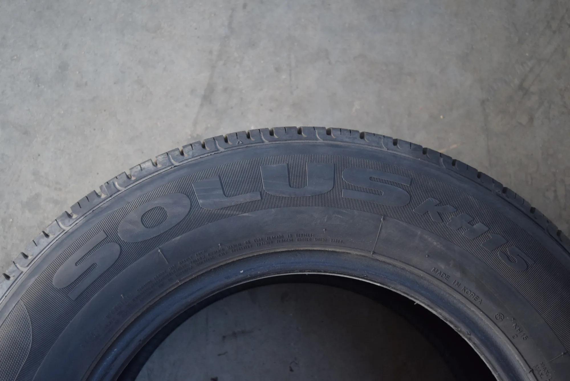 Tire · BMW 5 (E39) BMW 5 (E39) 2000