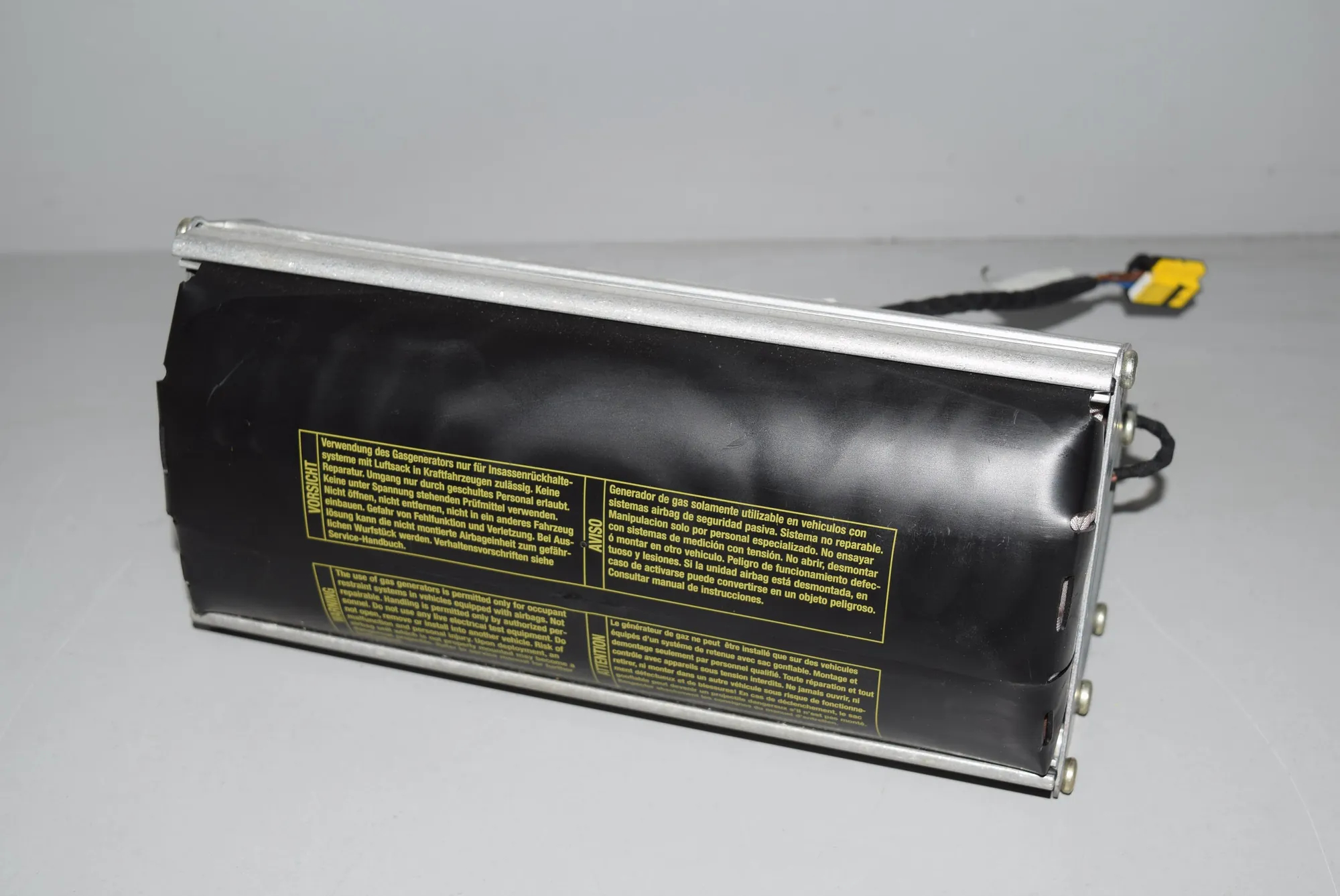 Dashboard Safety Bag SRS – OEM 7262001 · BMW 7 (E65, E66, E67) BMW 7 (E65, E66, E67) 735 i, Li 2001 – 2