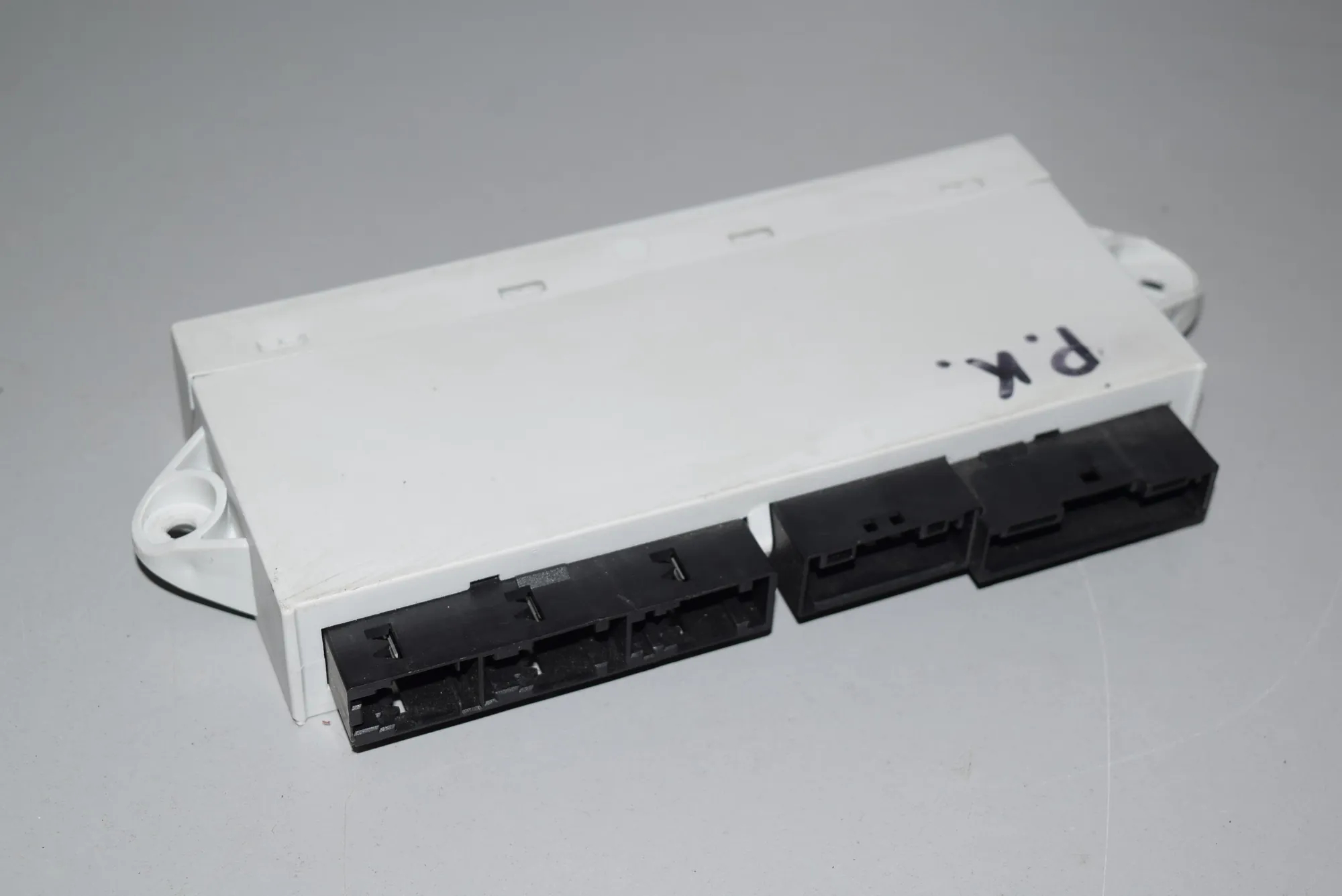 Front Left Door Control Unit – OEM 6921979 · BMW 7 (E65, E66, E67) BMW 7 (E65, E66, E67) 735 i, Li 2001 – 2