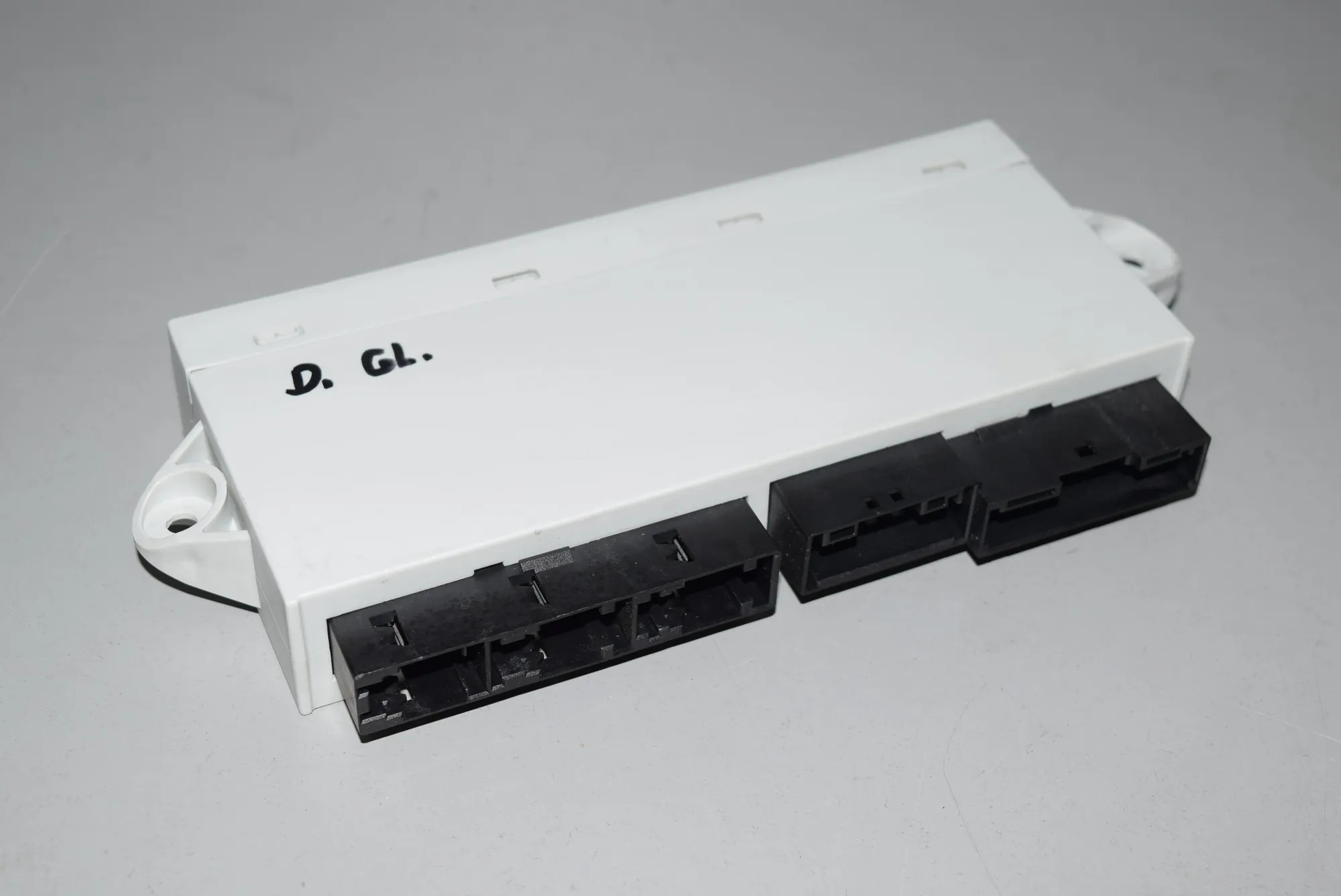 Rear Left Door Control Unit – OEM 6920466 · BMW 7 (E65, E66, E67) BMW 7 (E65, E66, E67) 745 i 2002
