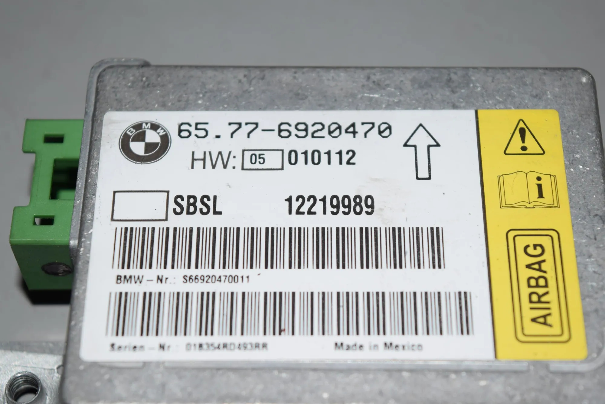 SRS Control Unit – OEM 6920470 · BMW 7 (E65, E66, E67) BMW 7 (E65, E66, E67) 745 i 2002 – 3