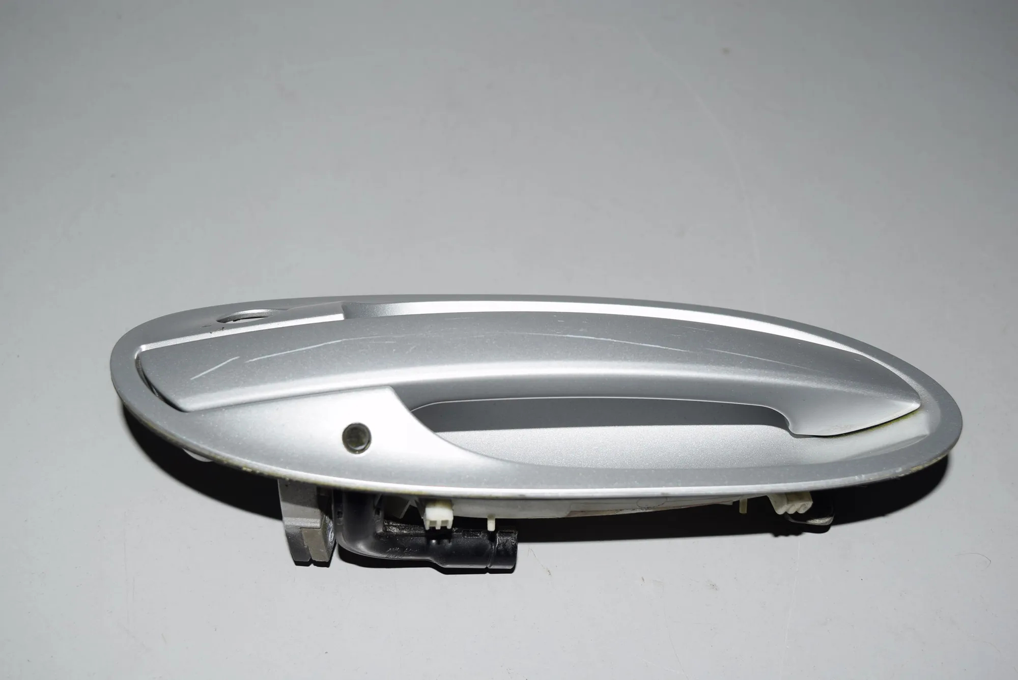 Front Right Door Exterior Handle · BMW 7 (E65, E66, E67) BMW 7 (E65, E66, E67) 745 i 2002