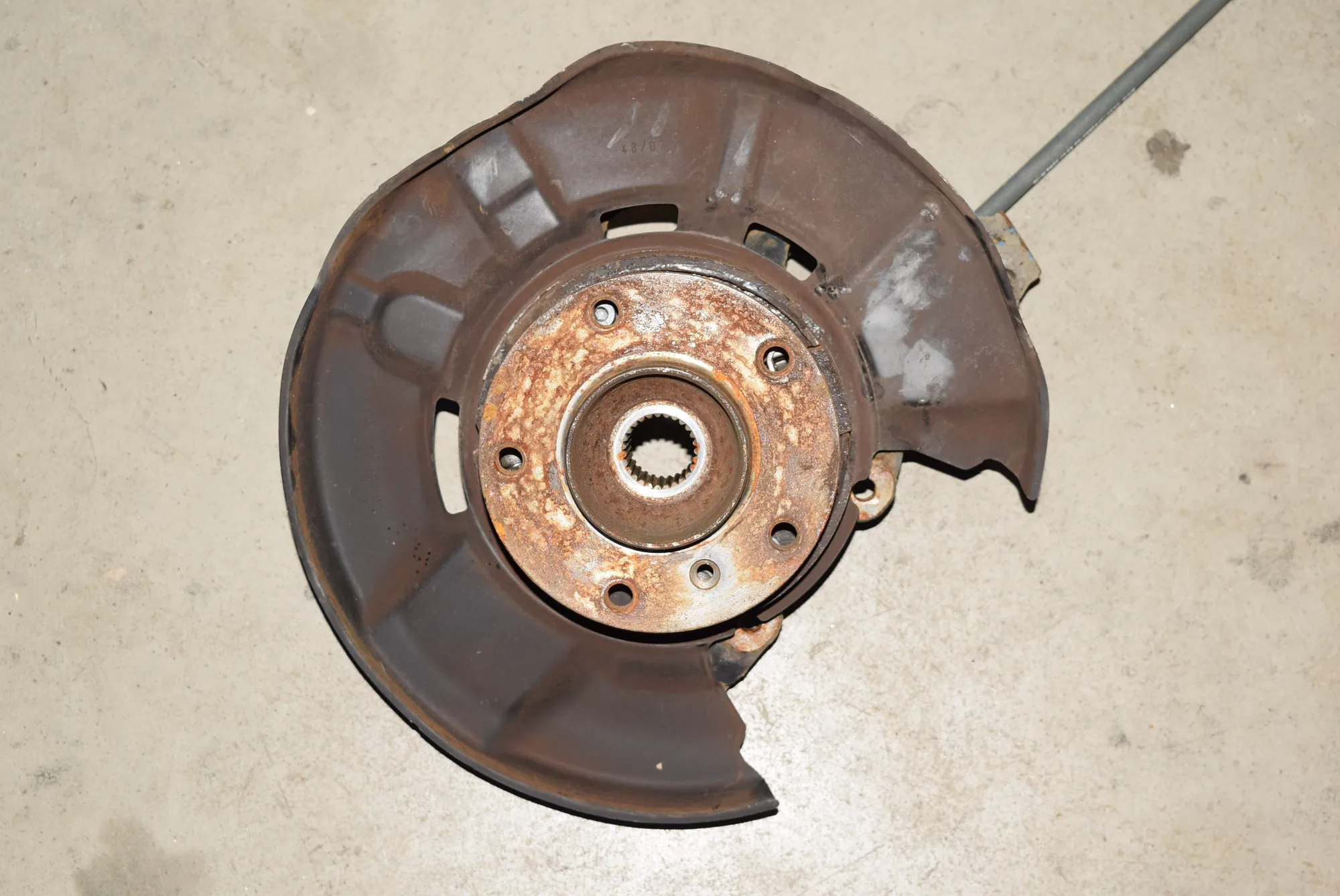 Rear Left Wheel Hub Spindle · BMW X1 (E84) BMW X1 (E84) 2012 – 3