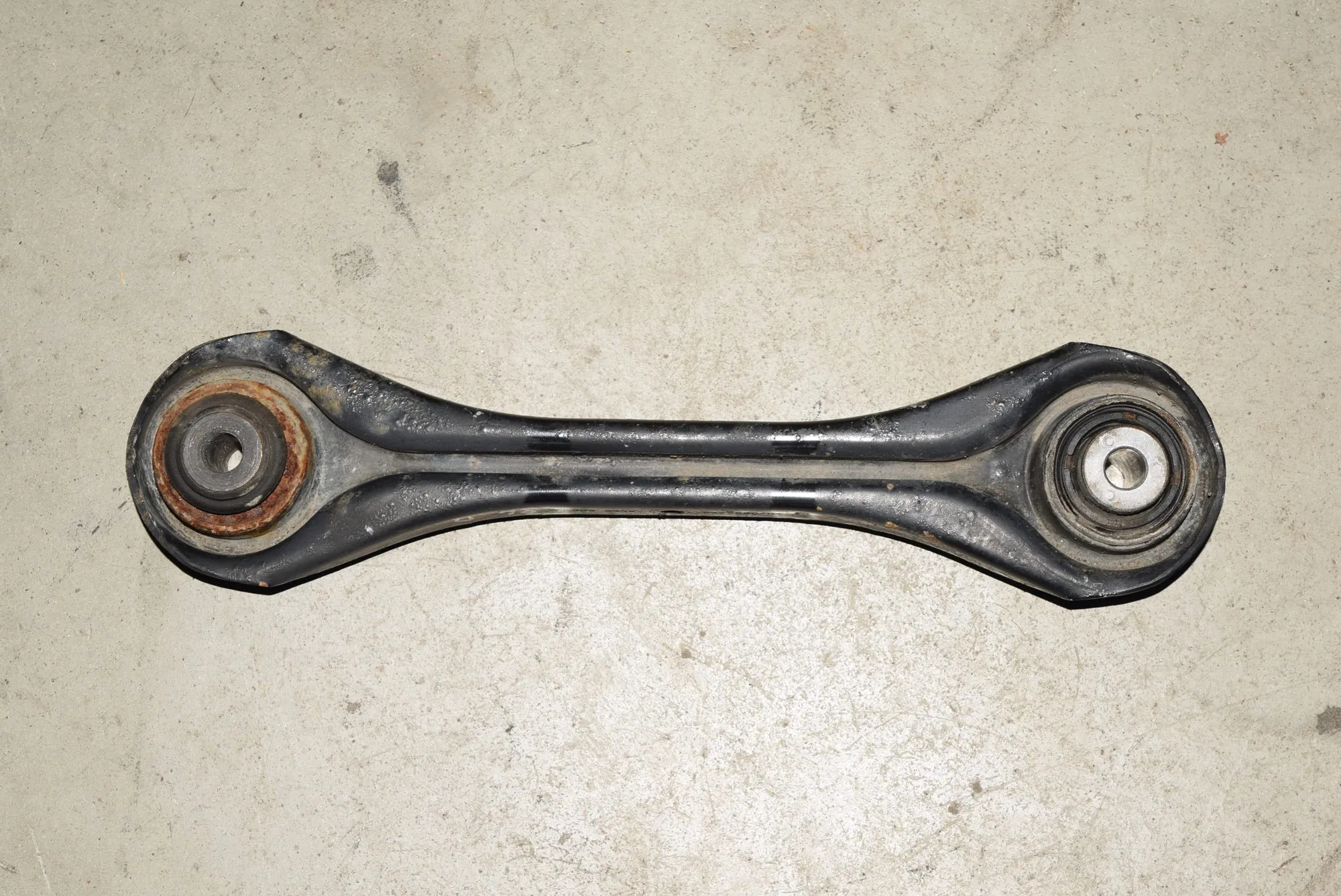 Rear Right Control Arm – OEM 6777980 · BMW X1 (E84) BMW X1 (E84) 2012 – 2