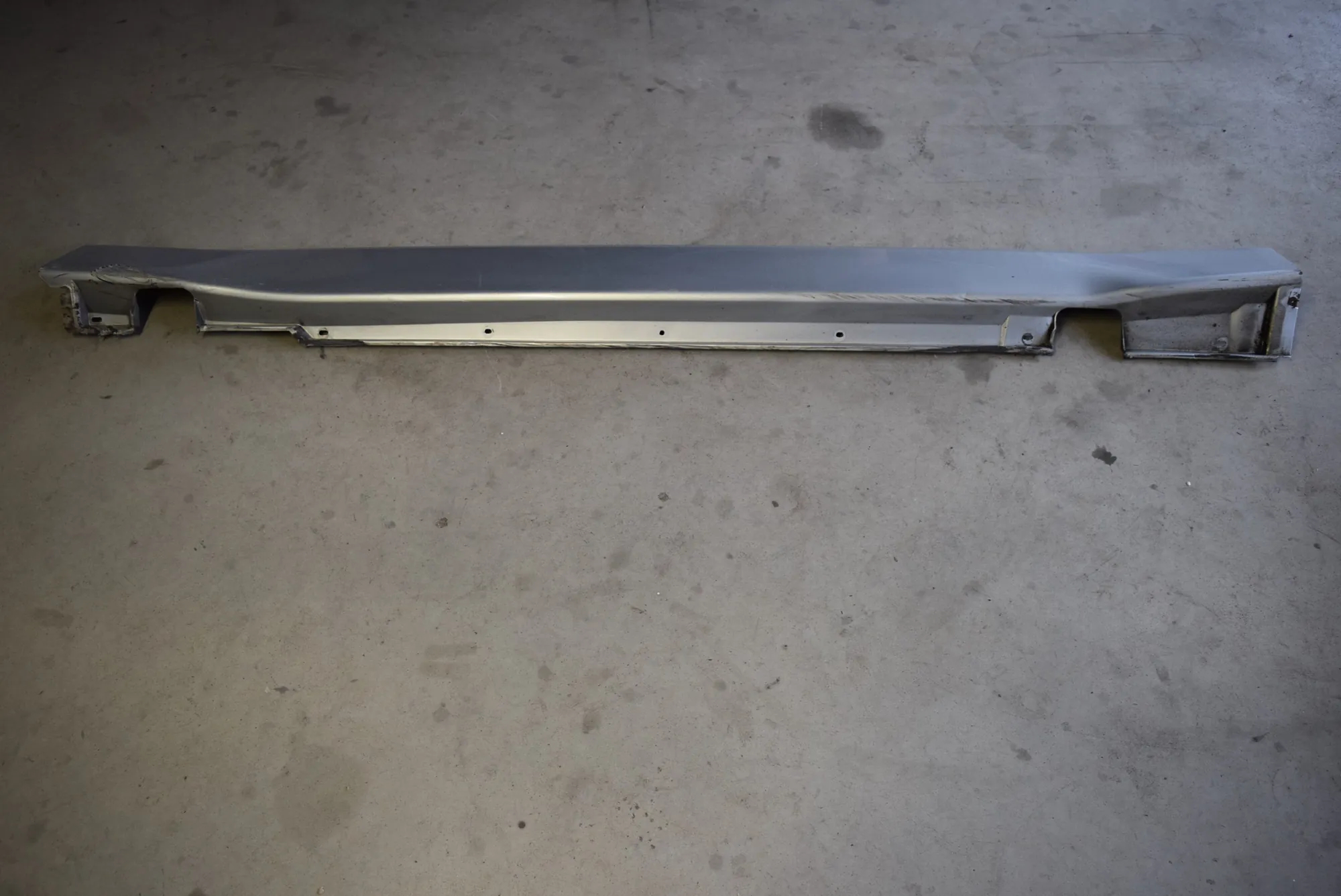 Right Side Plastic Sideskirt Cover – OEM 7034634 · BMW 7 (E65, E66, E67) BMW 7 (E65, E66, E67) 745 i 2002 – 2