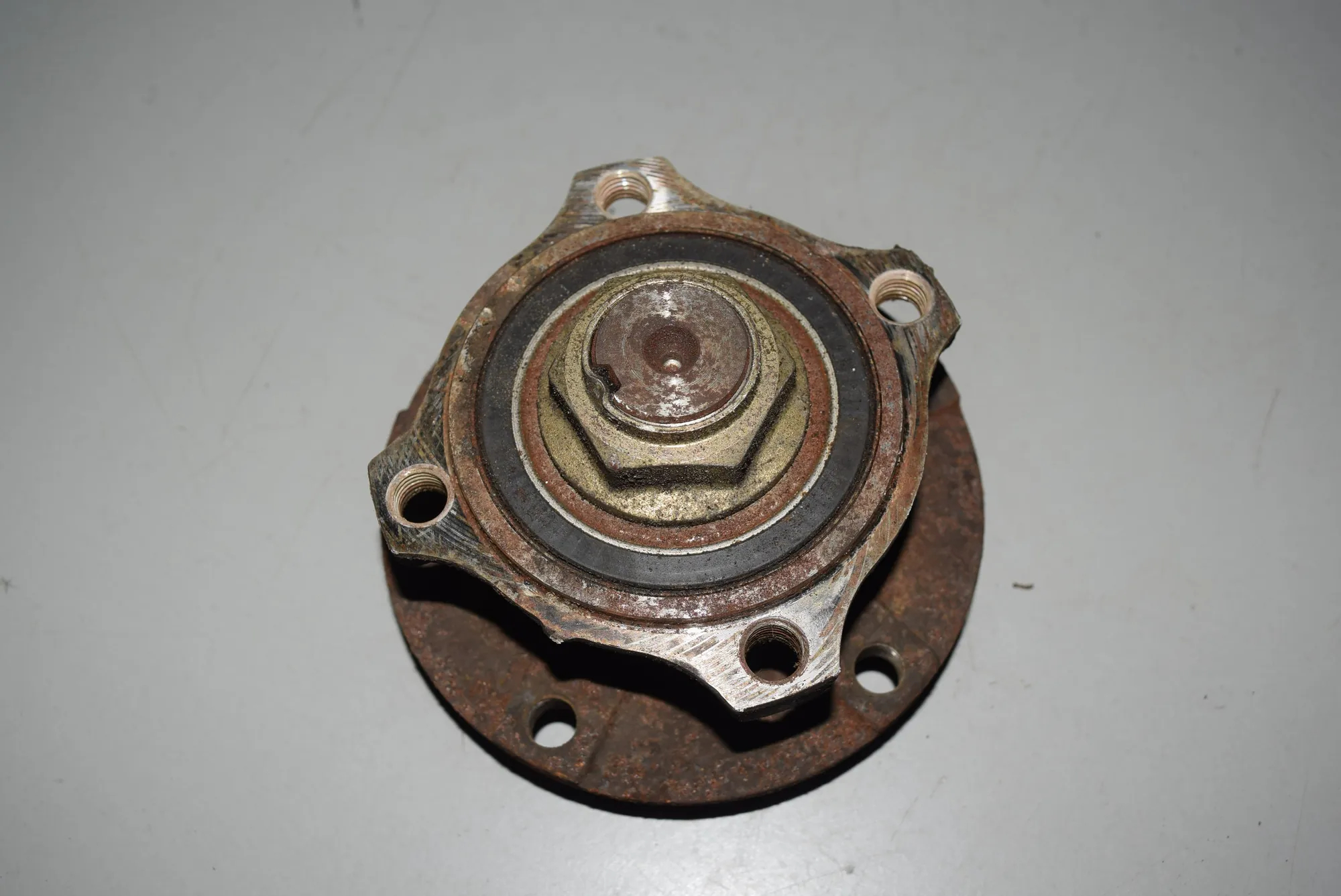 Front Right Wheel Bearing · BMW 5 Touring (E39) 525 d 2000