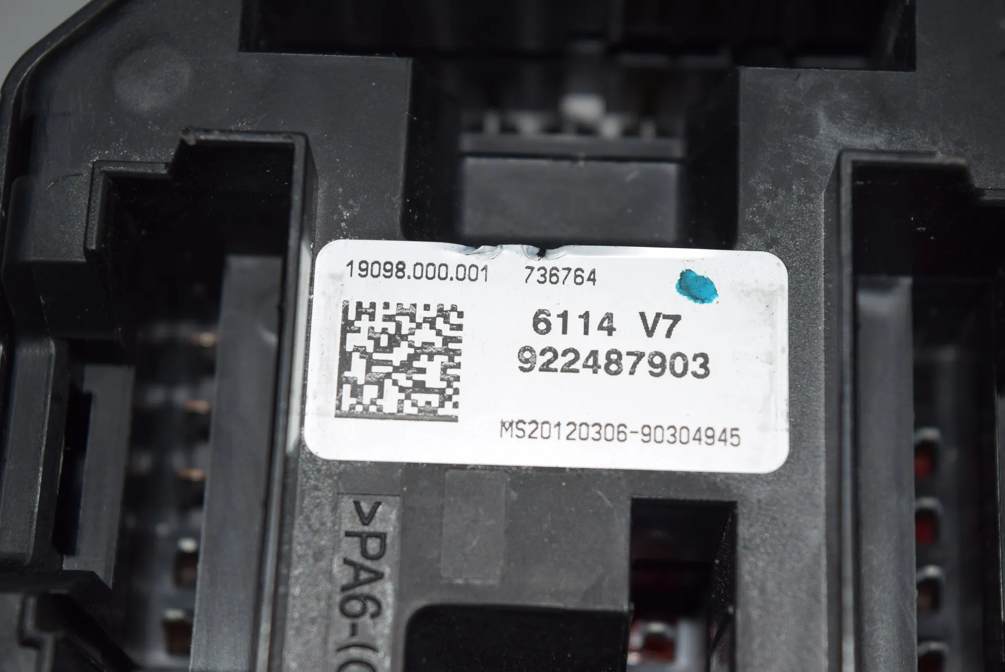 Fuse Box – OEM 9224879 · BMW 3 (F30, F80) BMW 3 (F30, F80) 2012 – 2