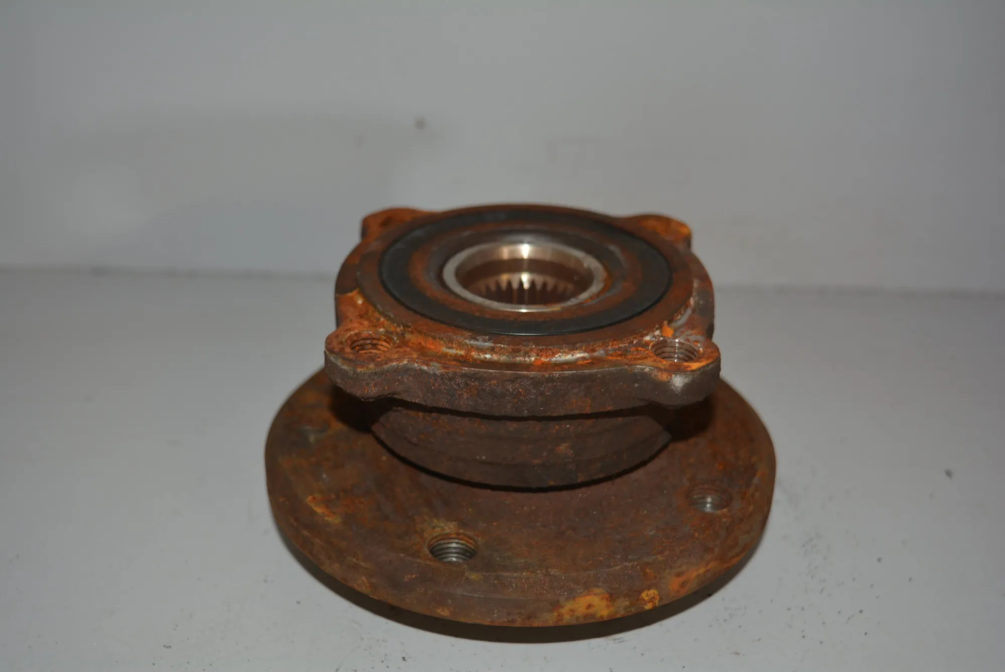 Rear Right Wheel Bearing · BMW 7 (E65, E66, E67) BMW 7 (E65, E66, E67) 2002 – 2