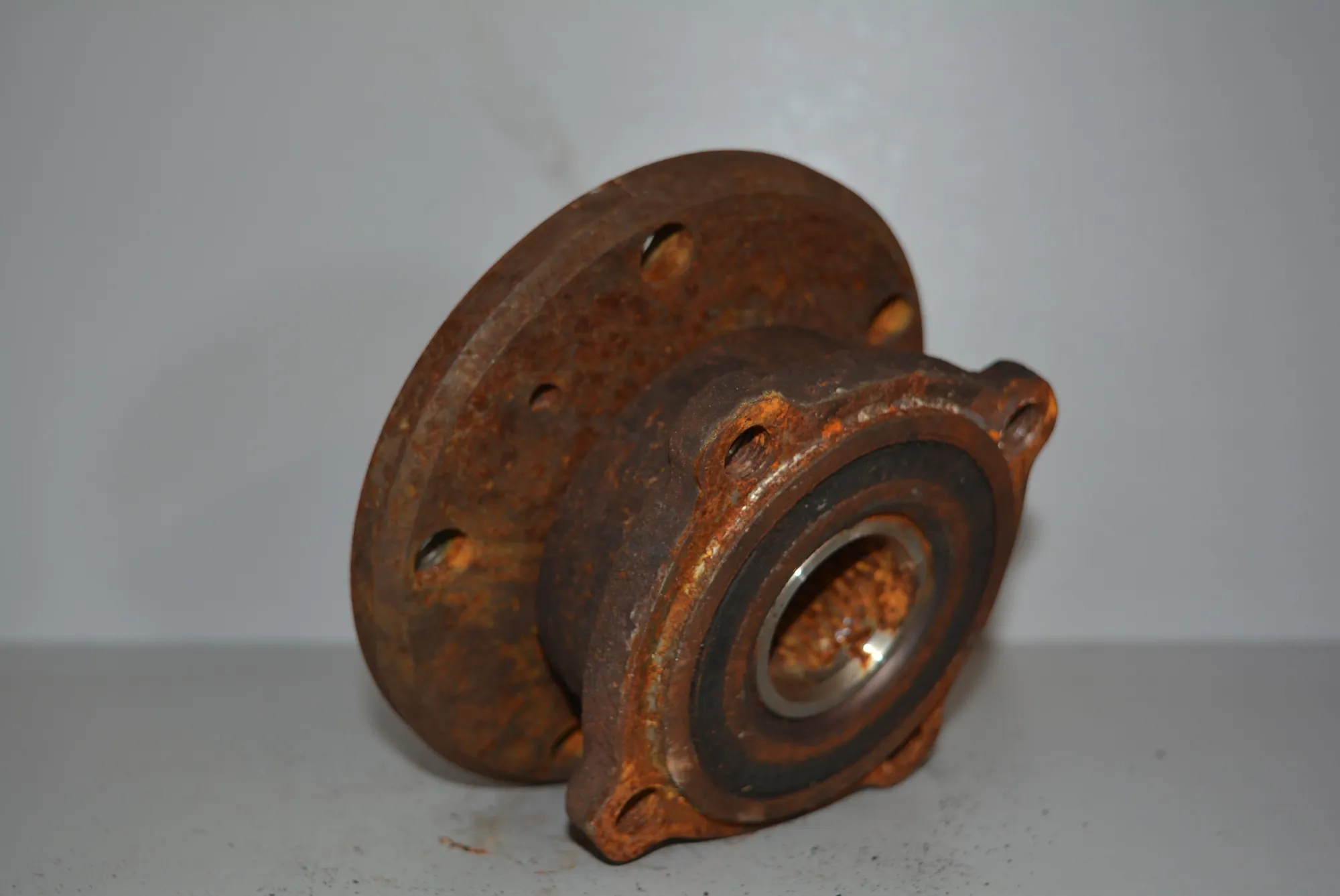 Rear Right Wheel Bearing · BMW 7 (E65, E66, E67) BMW 7 (E65, E66, E67) 2002 – 4