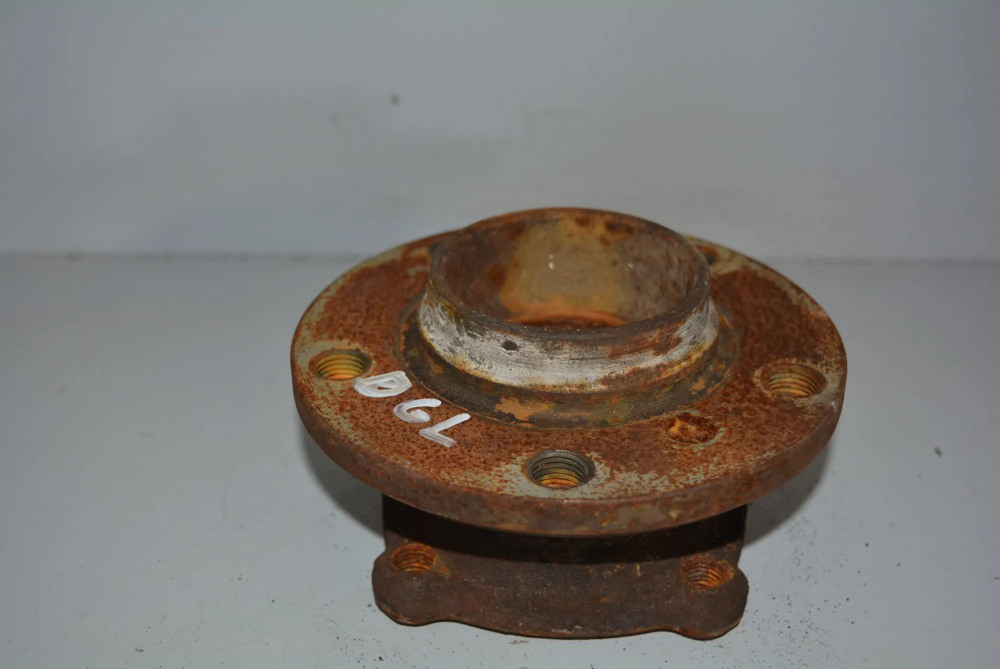 Rear Right Wheel Bearing · BMW 7 (E65, E66, E67) BMW 7 (E65, E66, E67) 2002 – 3