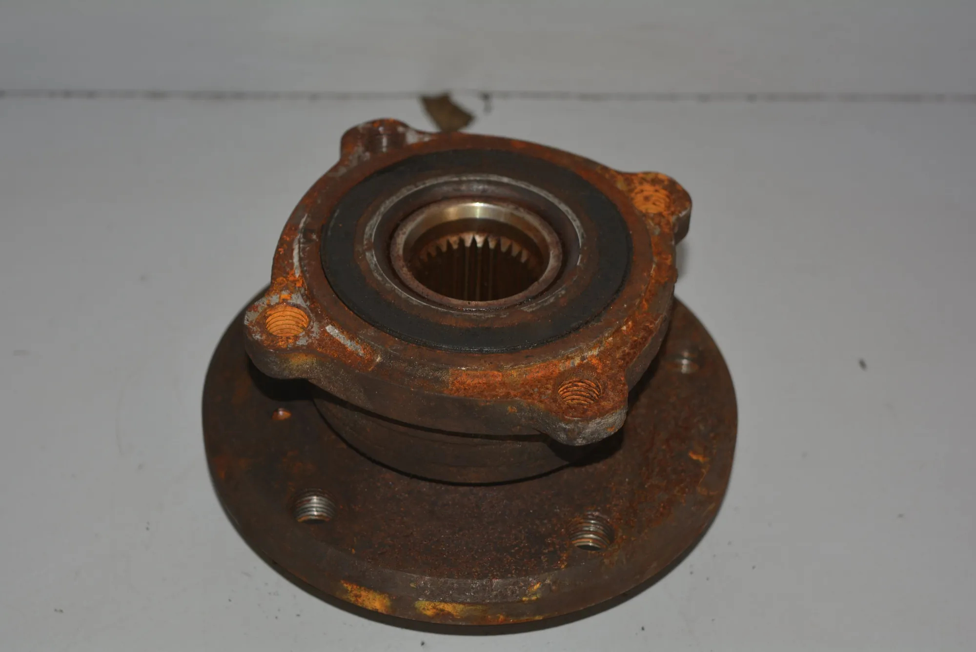 Rear Left Wheel Bearing · BMW 7 (E65, E66, E67) BMW 7 (E65, E66, E67) 2002 – 3
