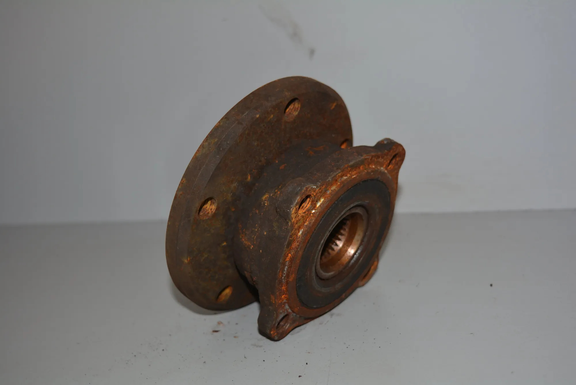 Rear Left Wheel Bearing · BMW 7 (E65, E66, E67) BMW 7 (E65, E66, E67) 2002 – 4