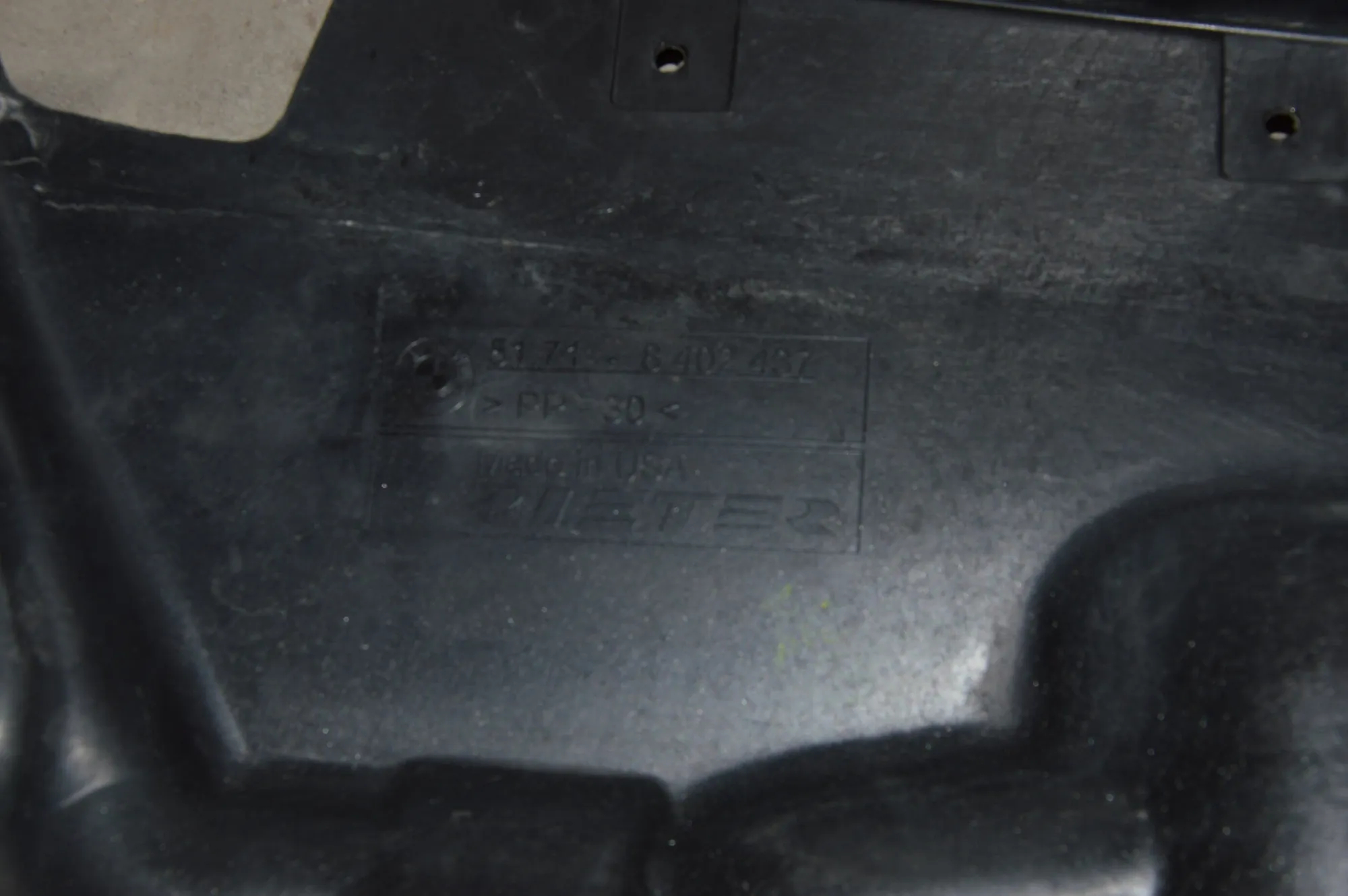 Left Side Underbody Cover · BMW X5 (E53) 2005