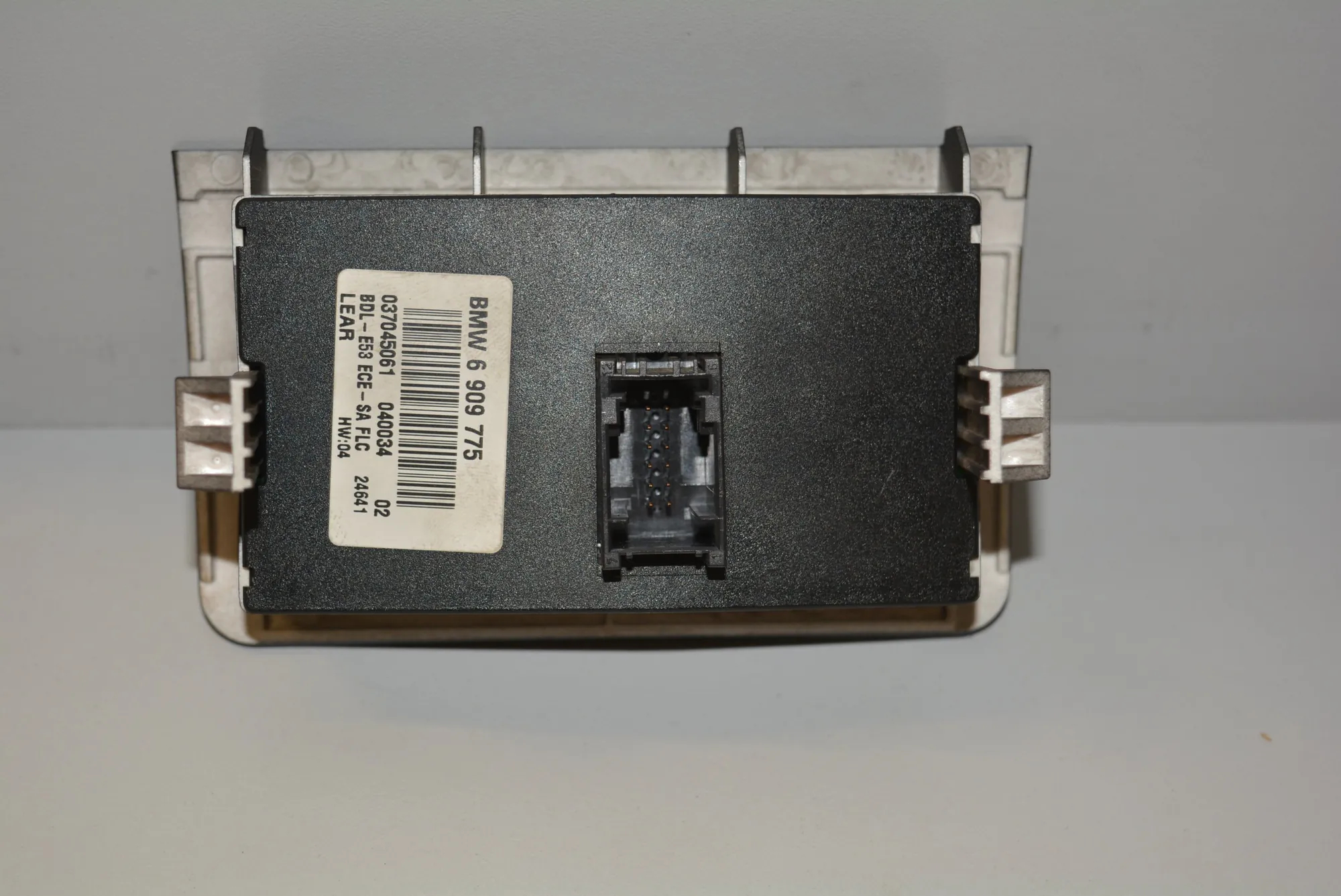 Headlight Switch Control Unit – OEM 6909775 · BMW X5 (E53) 4.6 is 2003 – 4