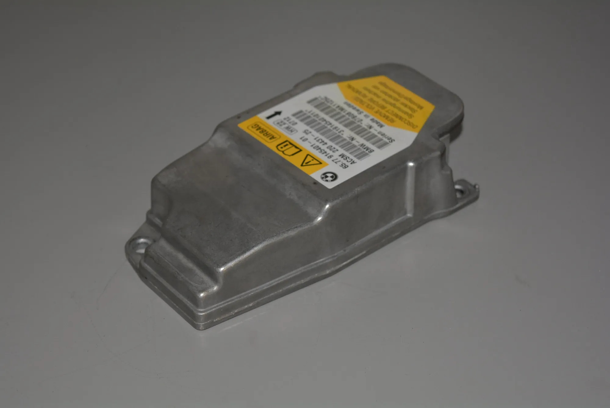 SRS Control Unit – OEM 65779145401 · BMW 5 (E60) 530 d 2007 – 4