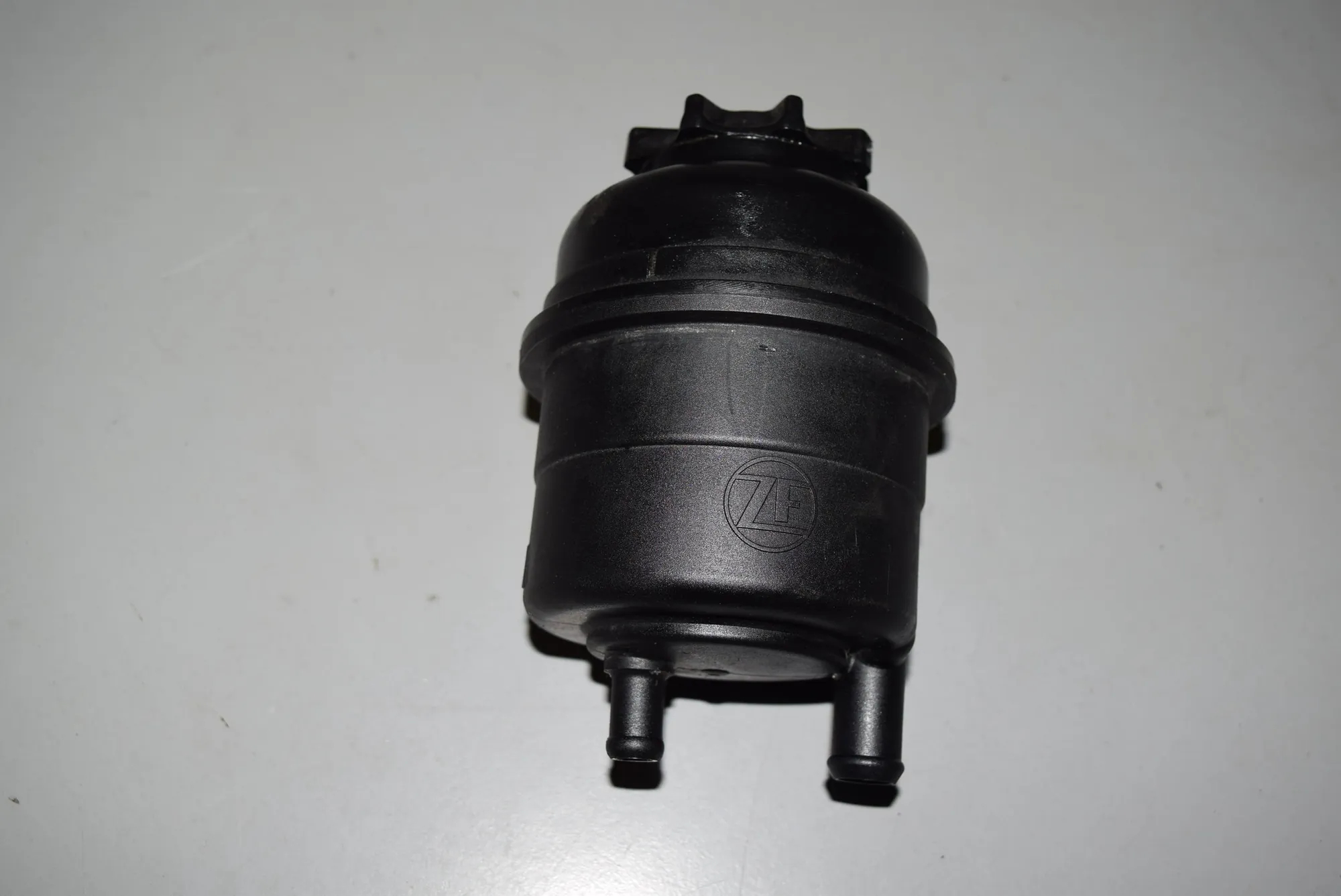 Power Steering Pump Tank – OEM 1097164 · BMW 5 (E60) 530 d 2007 – 3