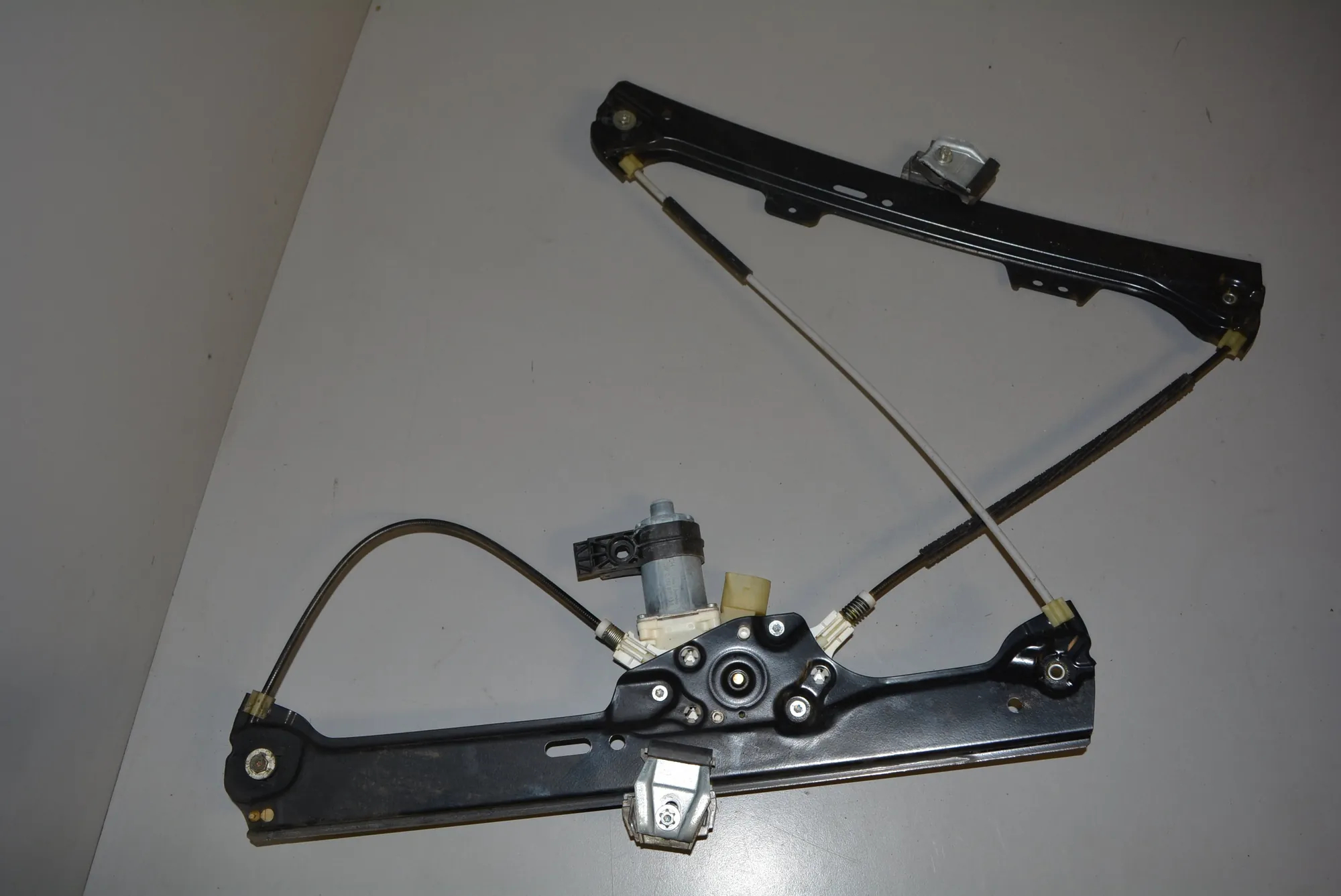 Front Left Door Window Regulator – OEM 7184383 · BMW 5 (E60) 530 d 2007 – 2